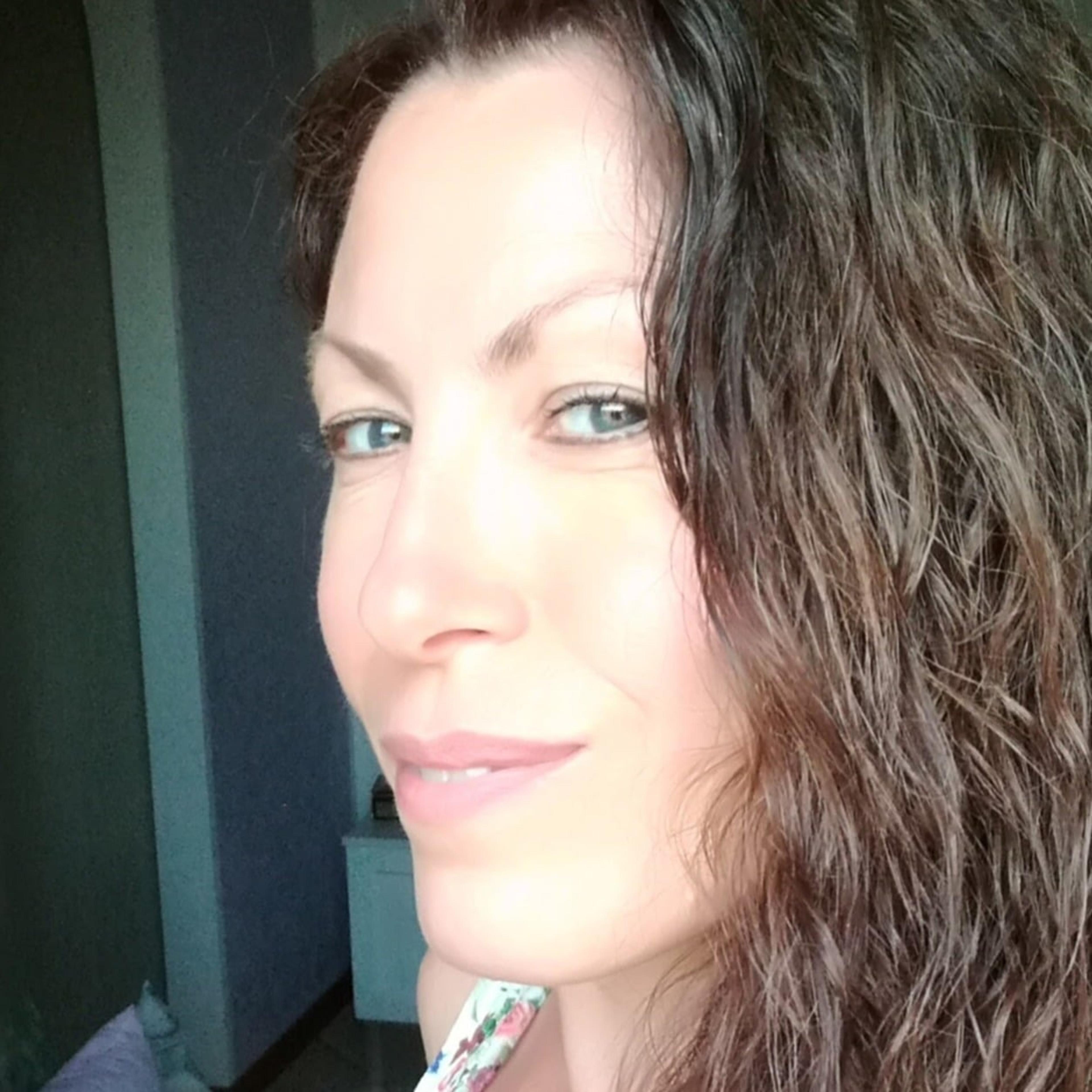 Hel Blueyes Lightworker E Reiki