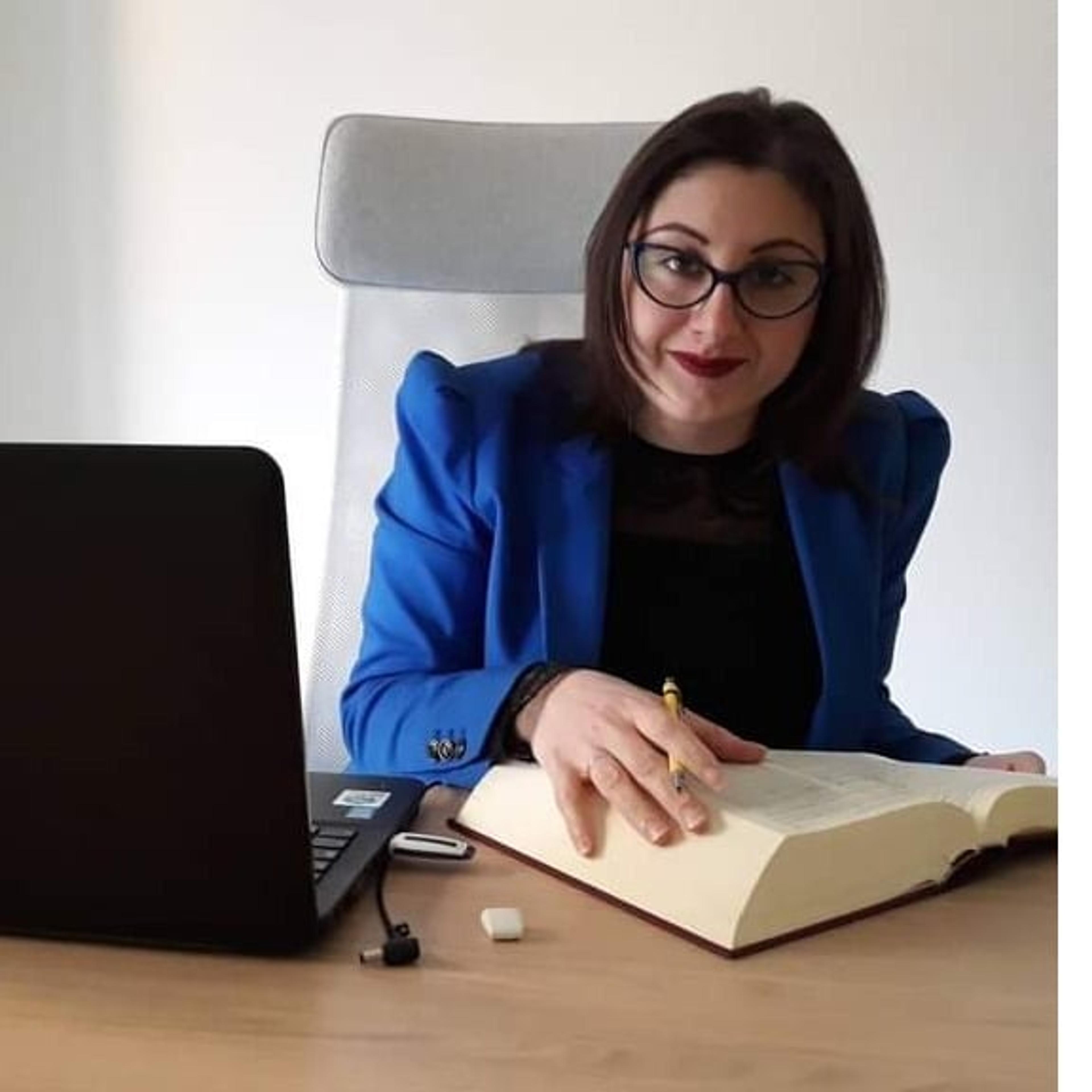 Studio legale, Avv. Carmen Ferraioli