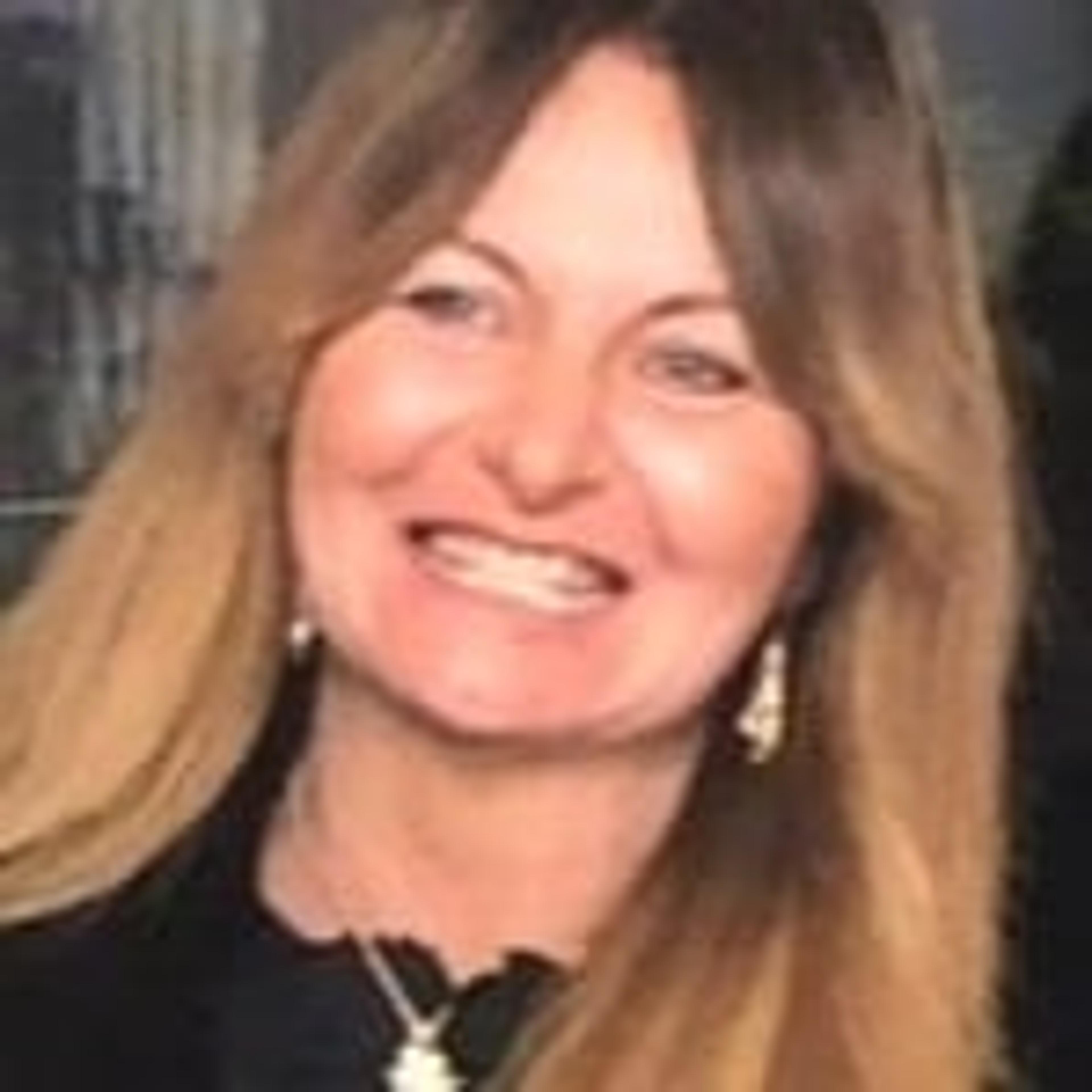 Katia carestiato agente immobiliare e Home stager