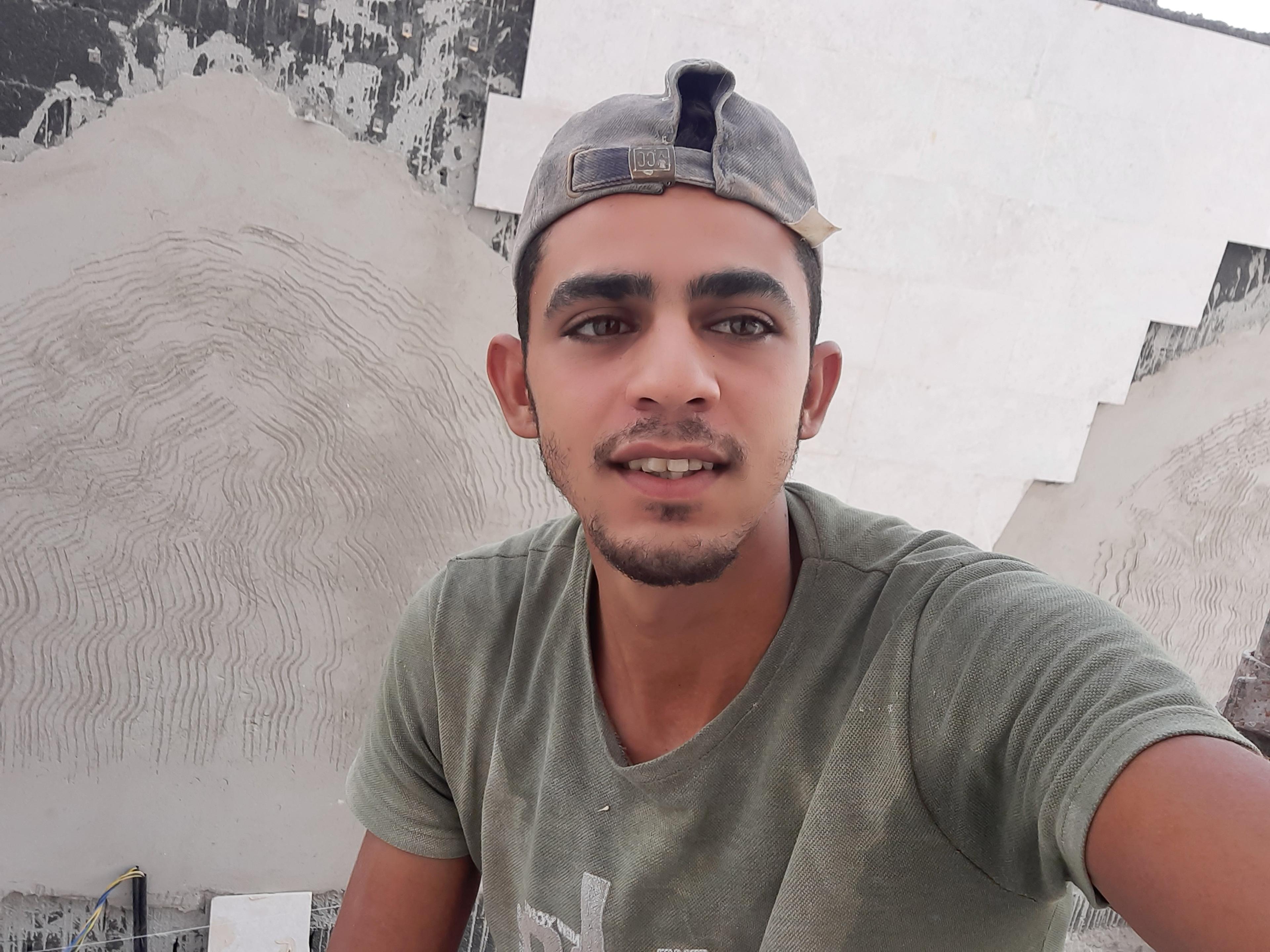 المهندس لأعمال السراميك والبورسلين