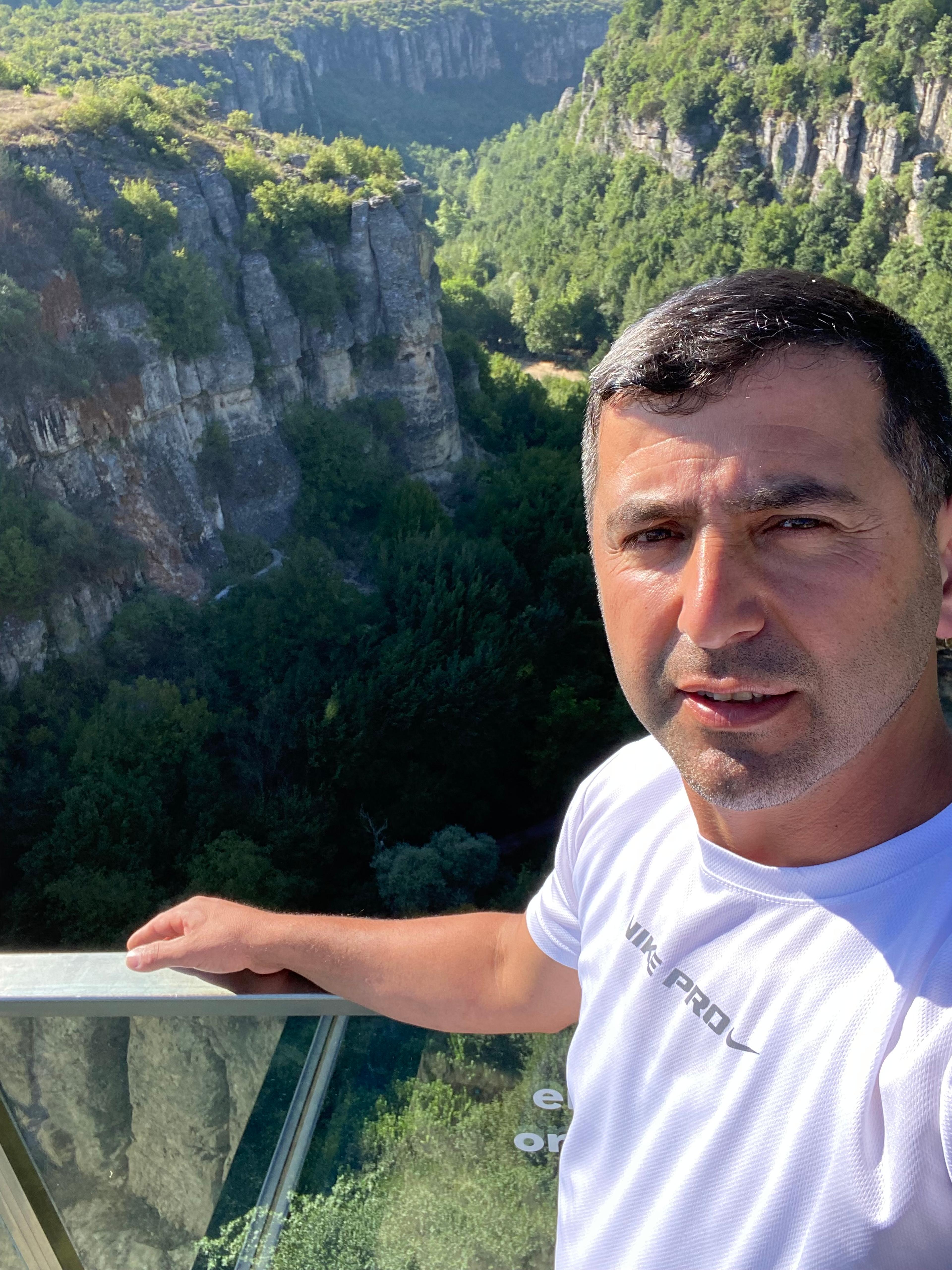 Hüseyin DEMİR