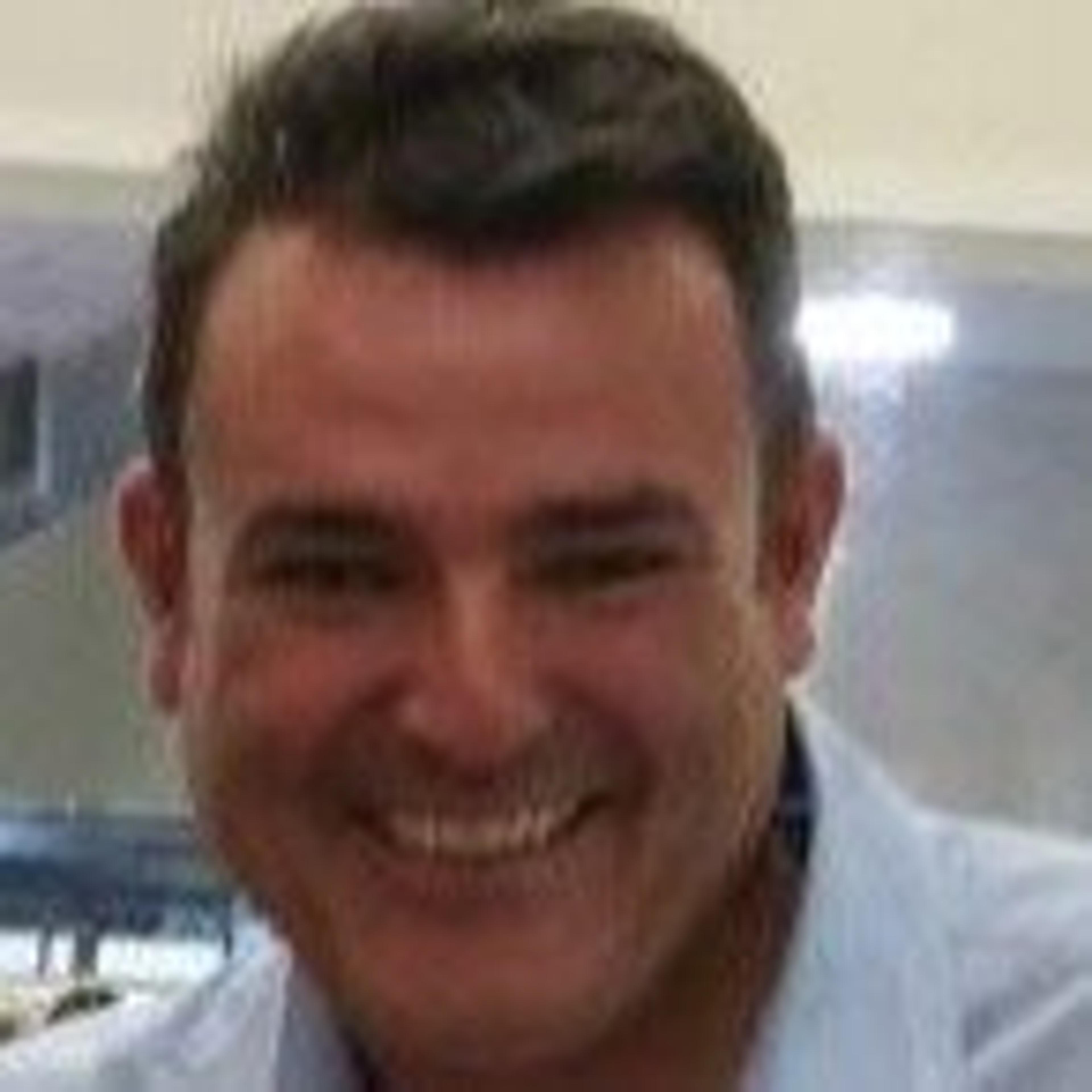 Roberto Torres Casasl