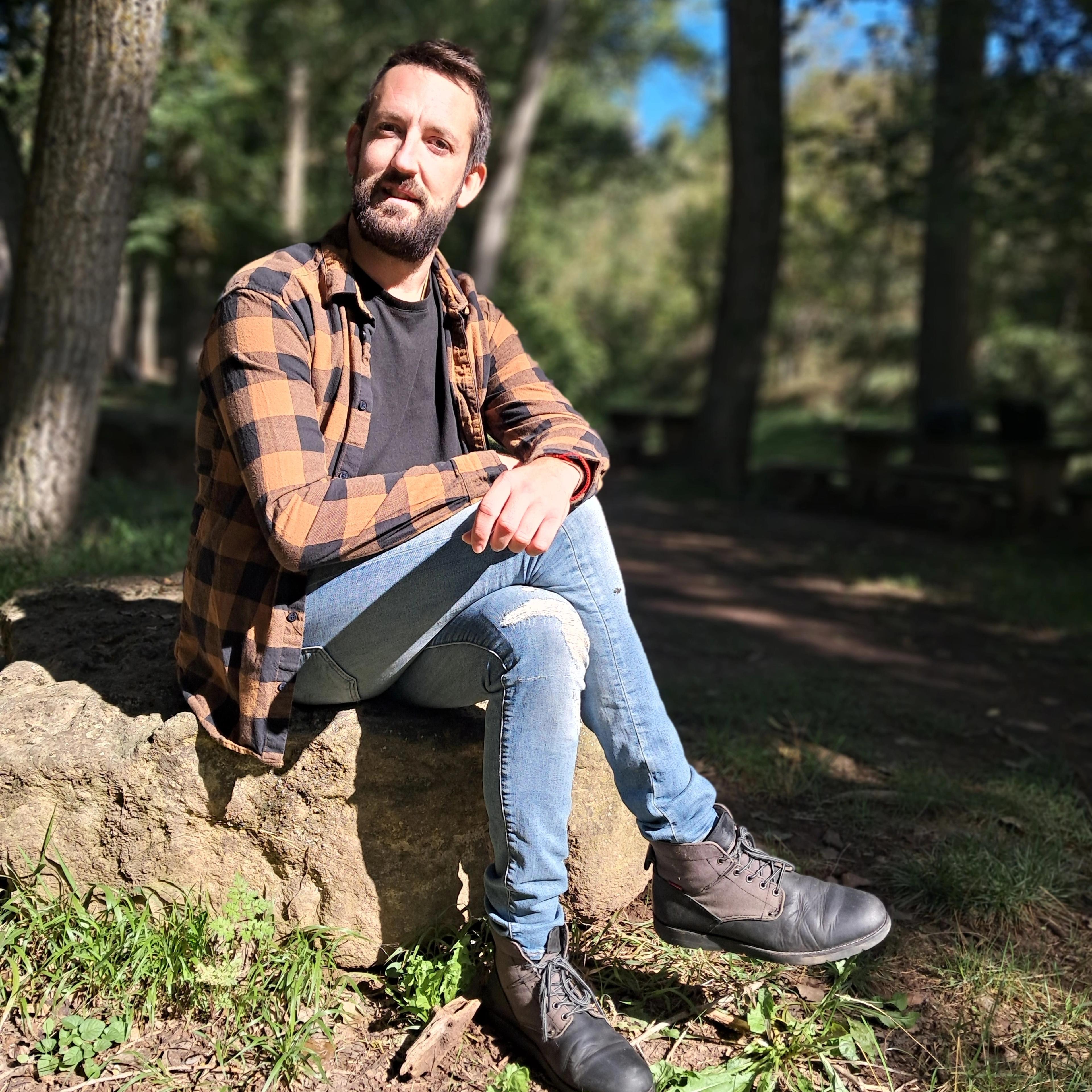 Adrián López