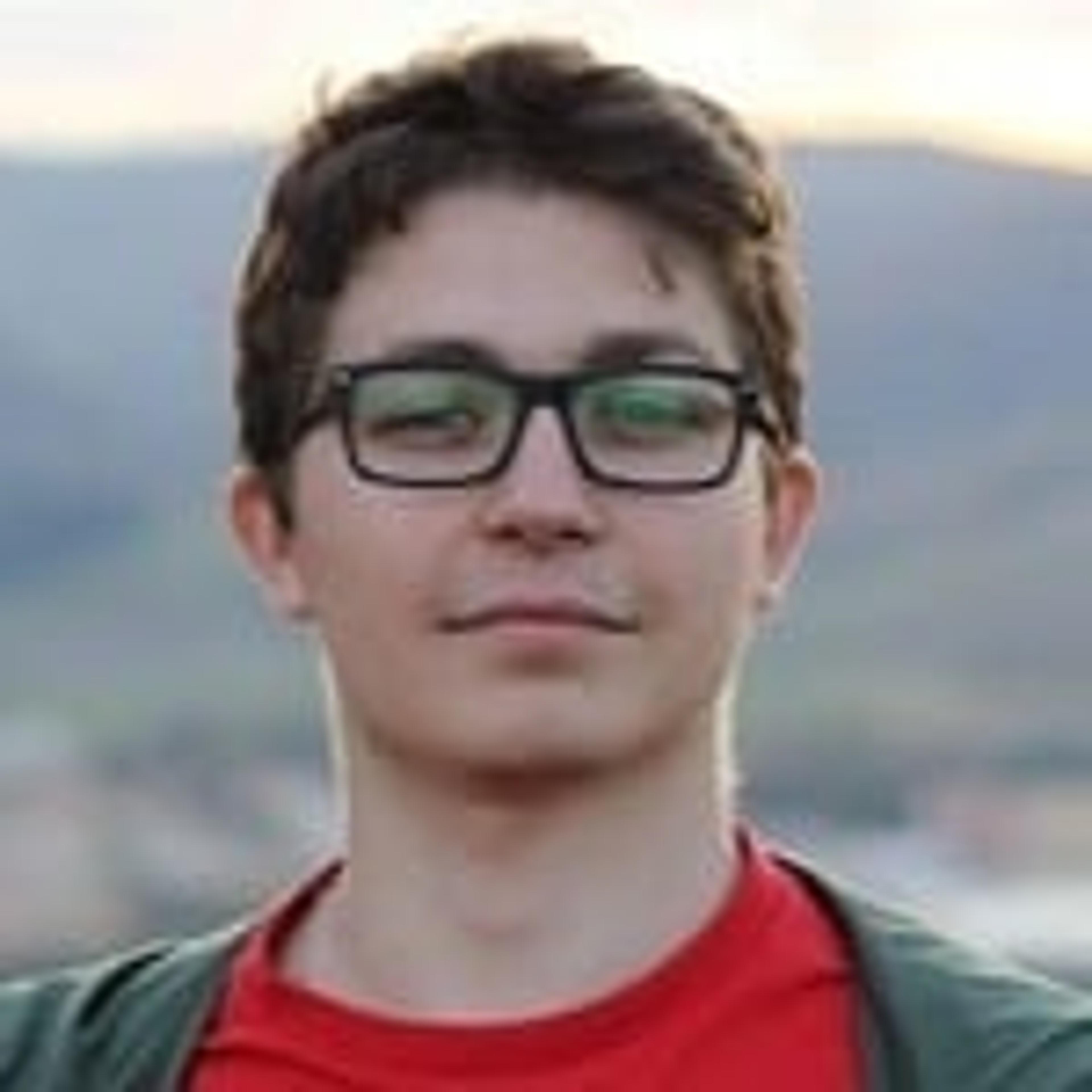 Alex V.