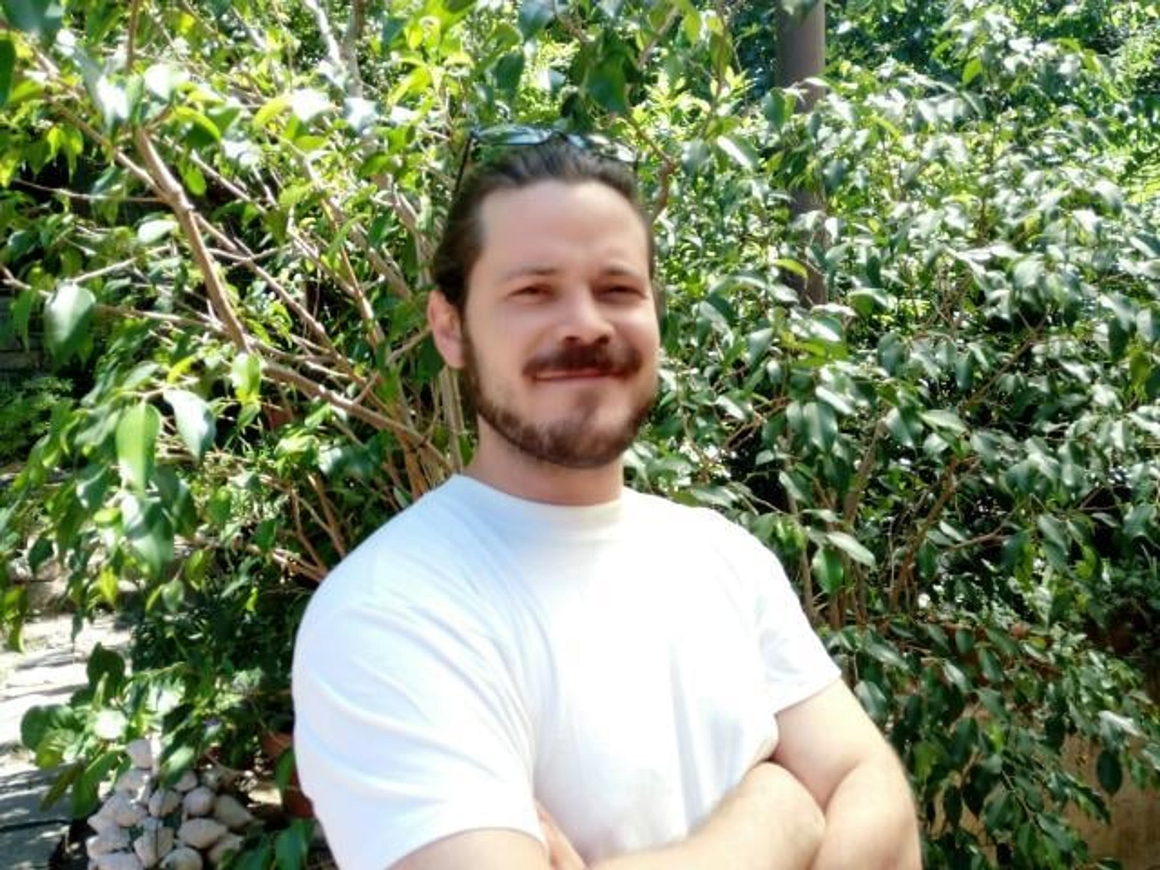 Offro servizi di manutenzione e progettazione del verde.