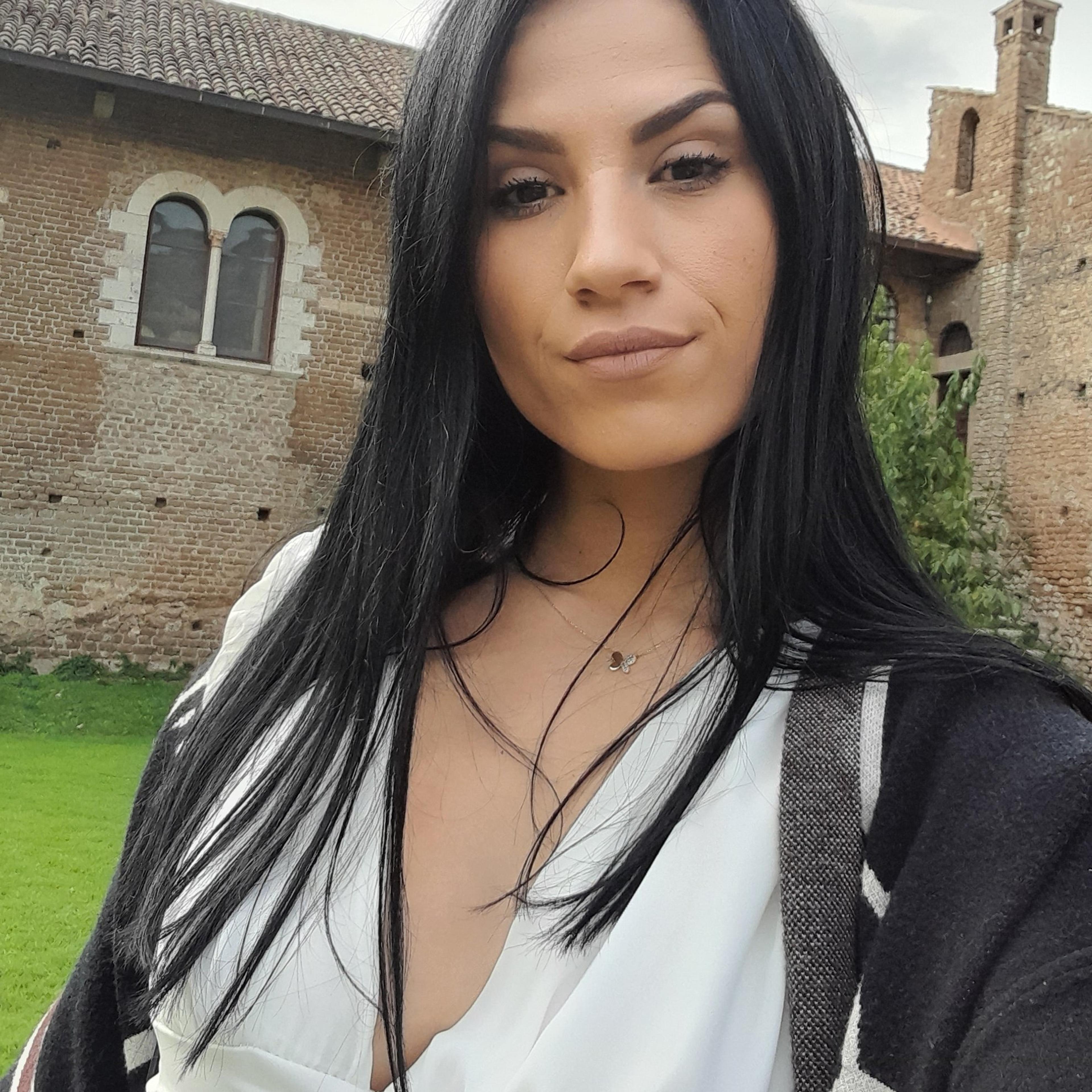 Angela Ceka