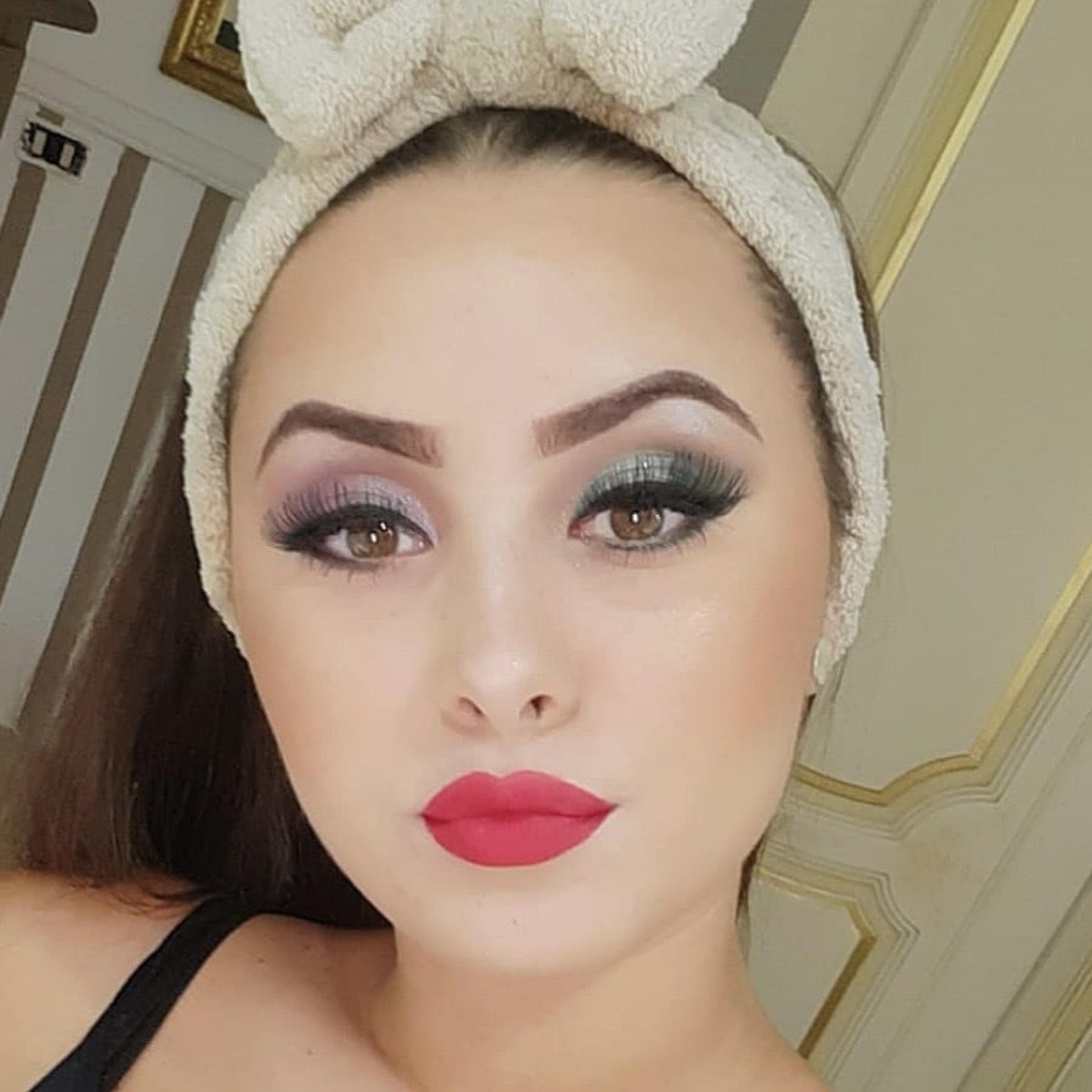 Jasmine La Ferla