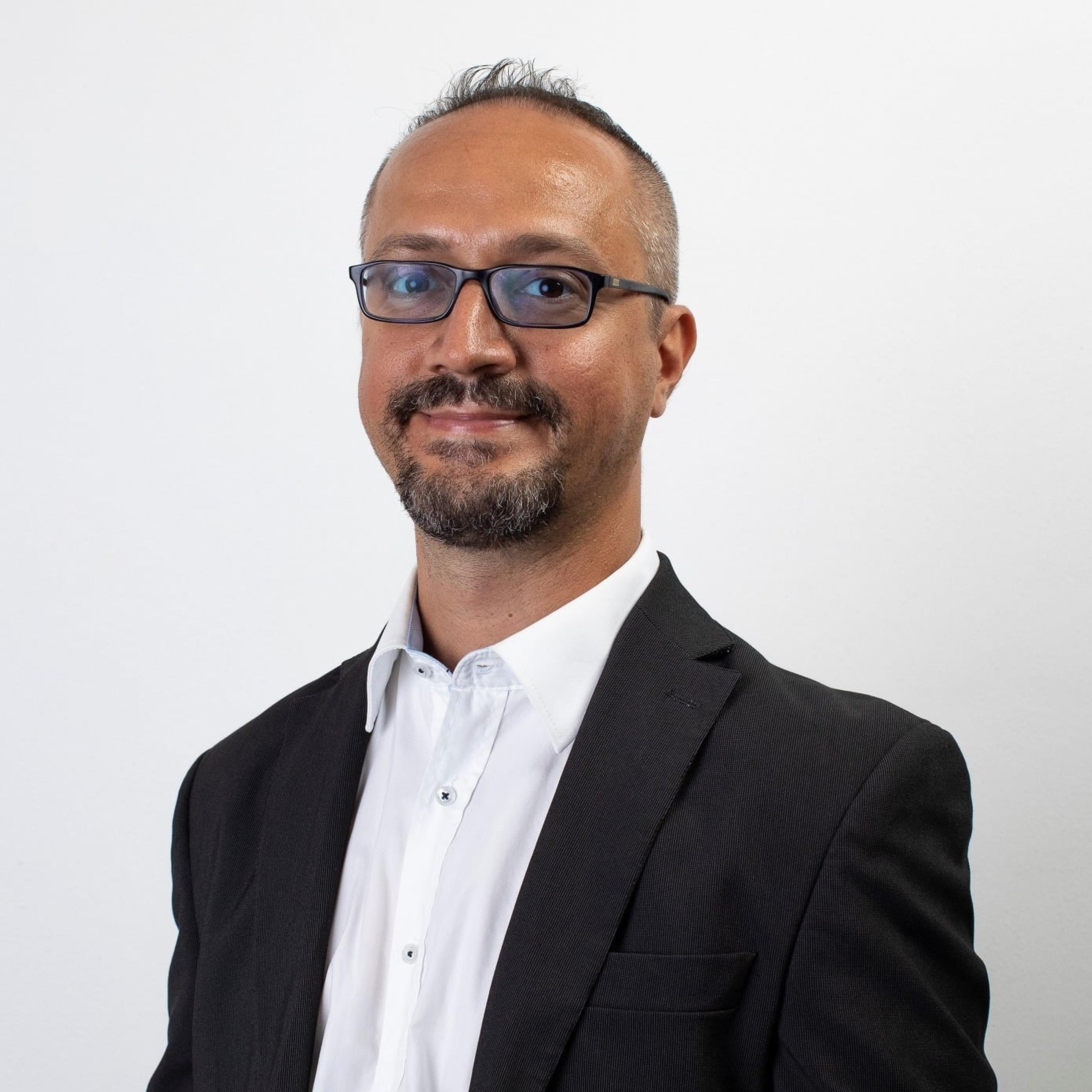 Consulente di Marketing Digitale, aiuto le aziende e le attività commerciali a trovare clienti su in