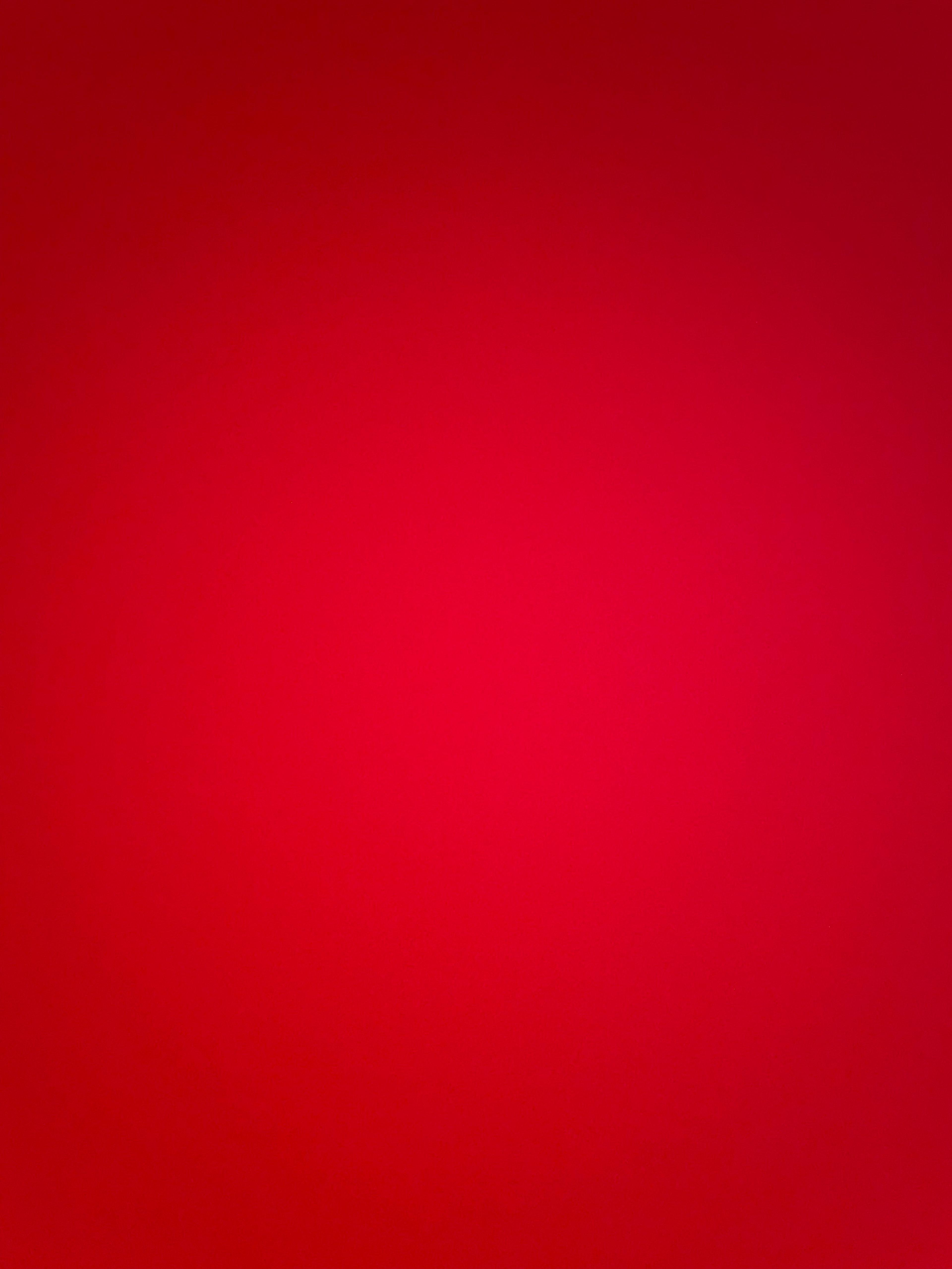 M K