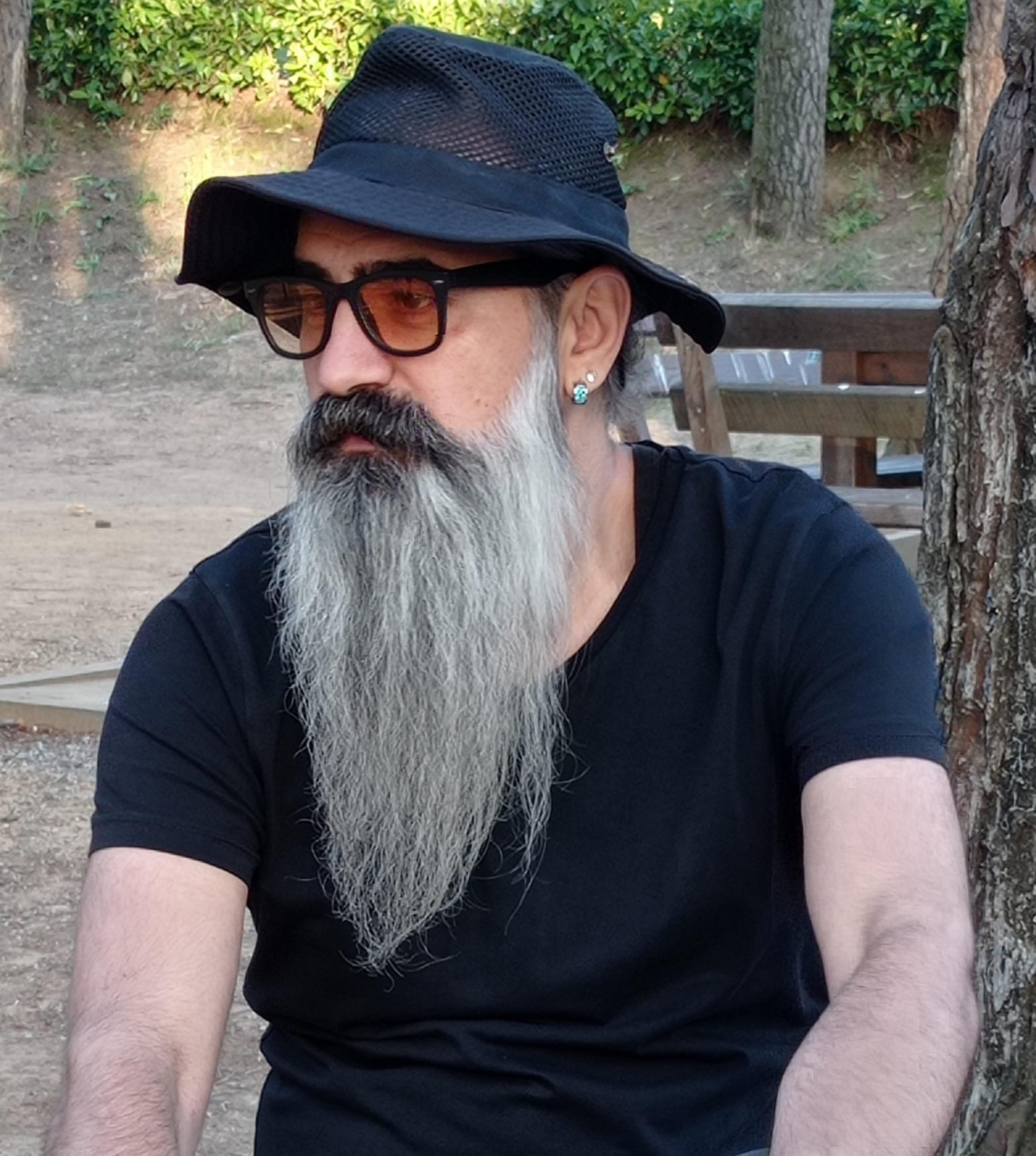 Burak Ekşi