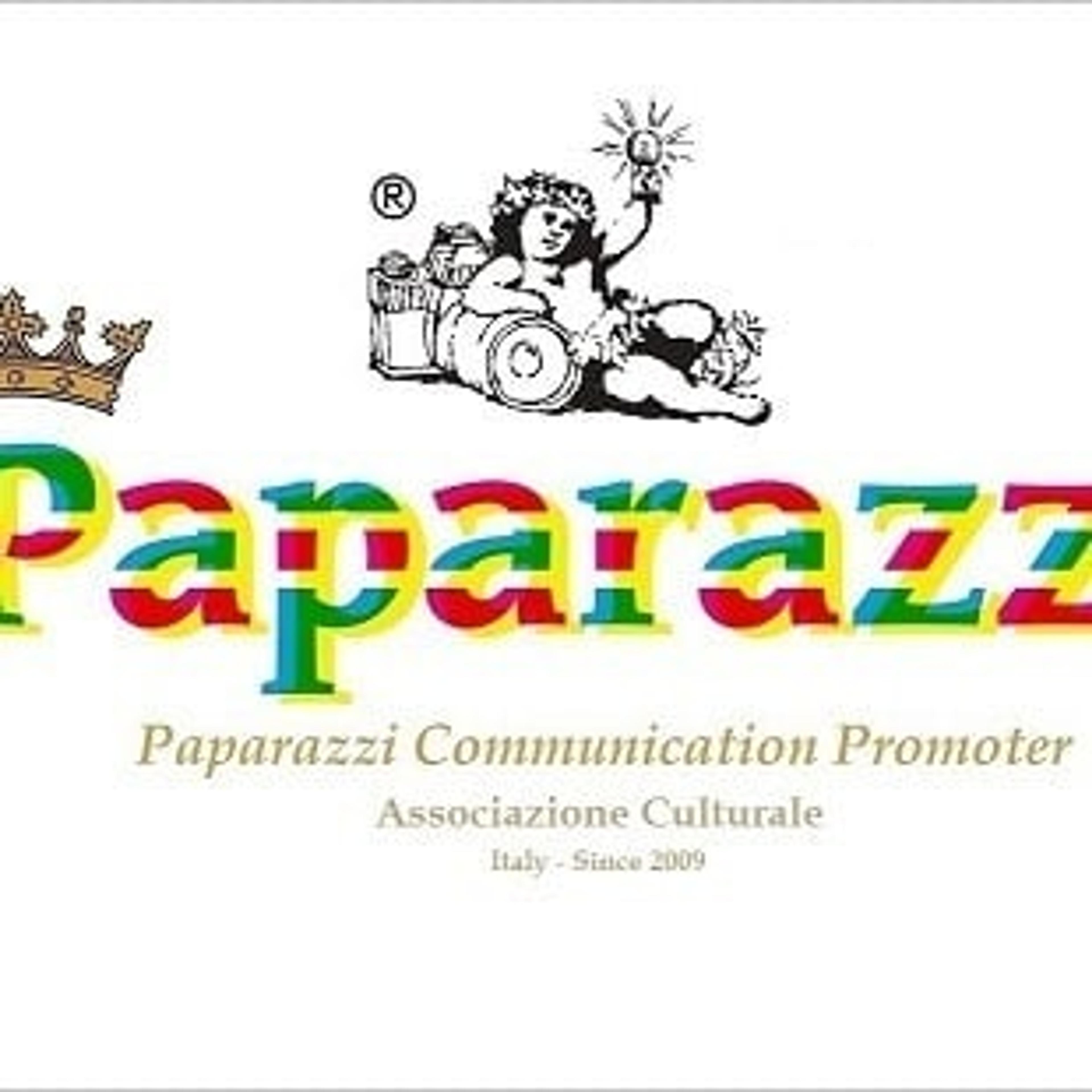 Paparazzi Style Communication