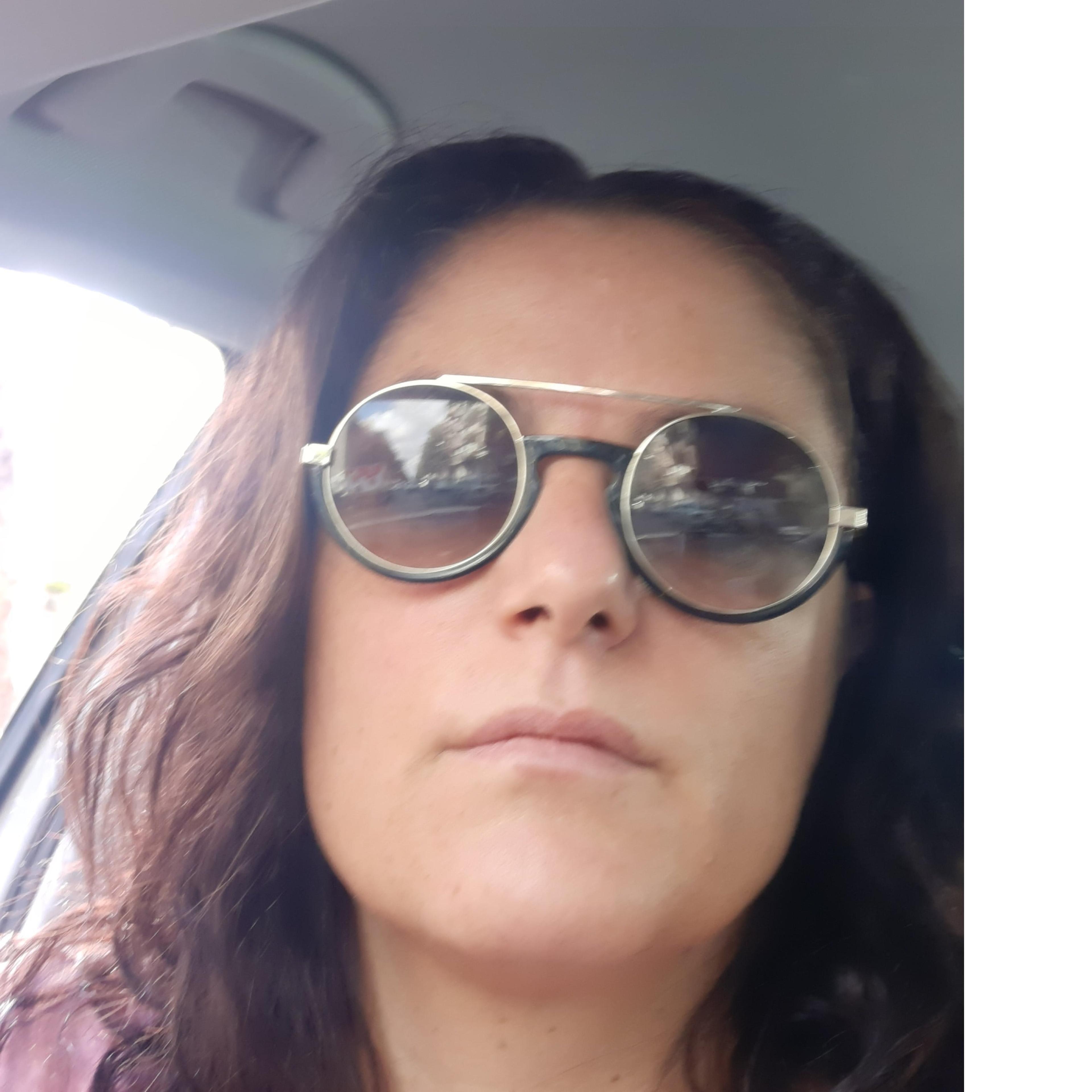 Candida Morelli