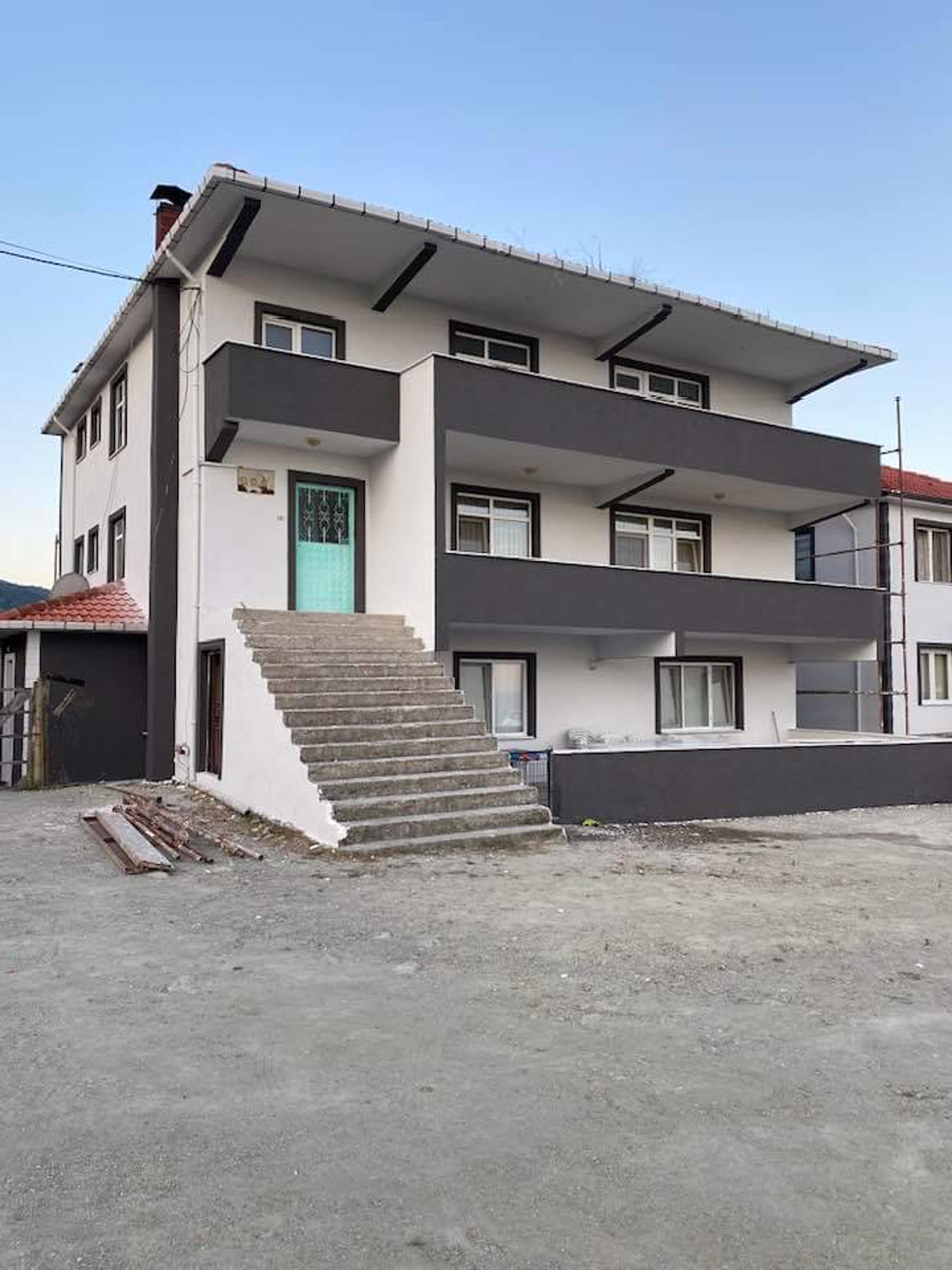 Yakur Dekorosyon