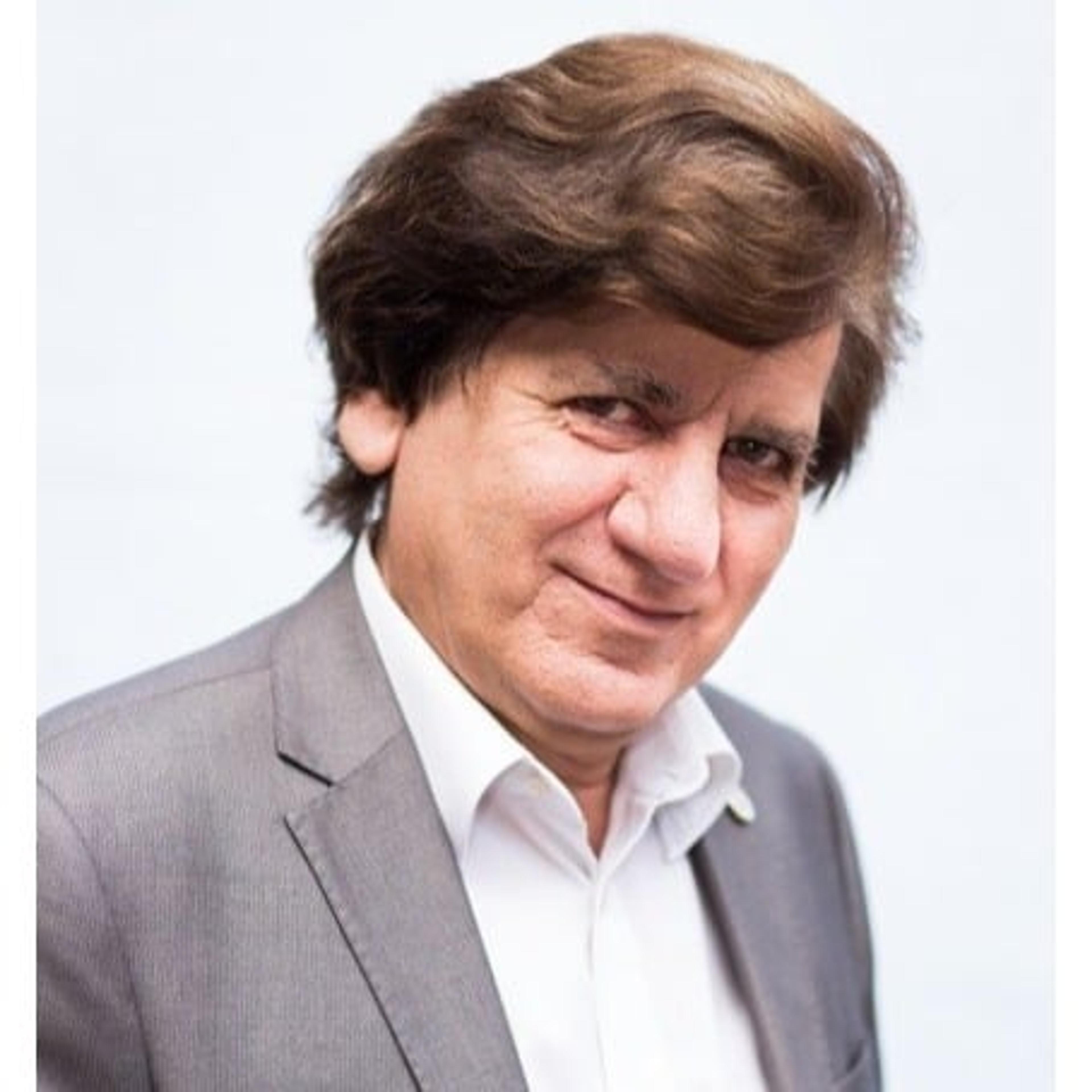 Architekt Dipl. -Ing. Wolfgang Sluszanski