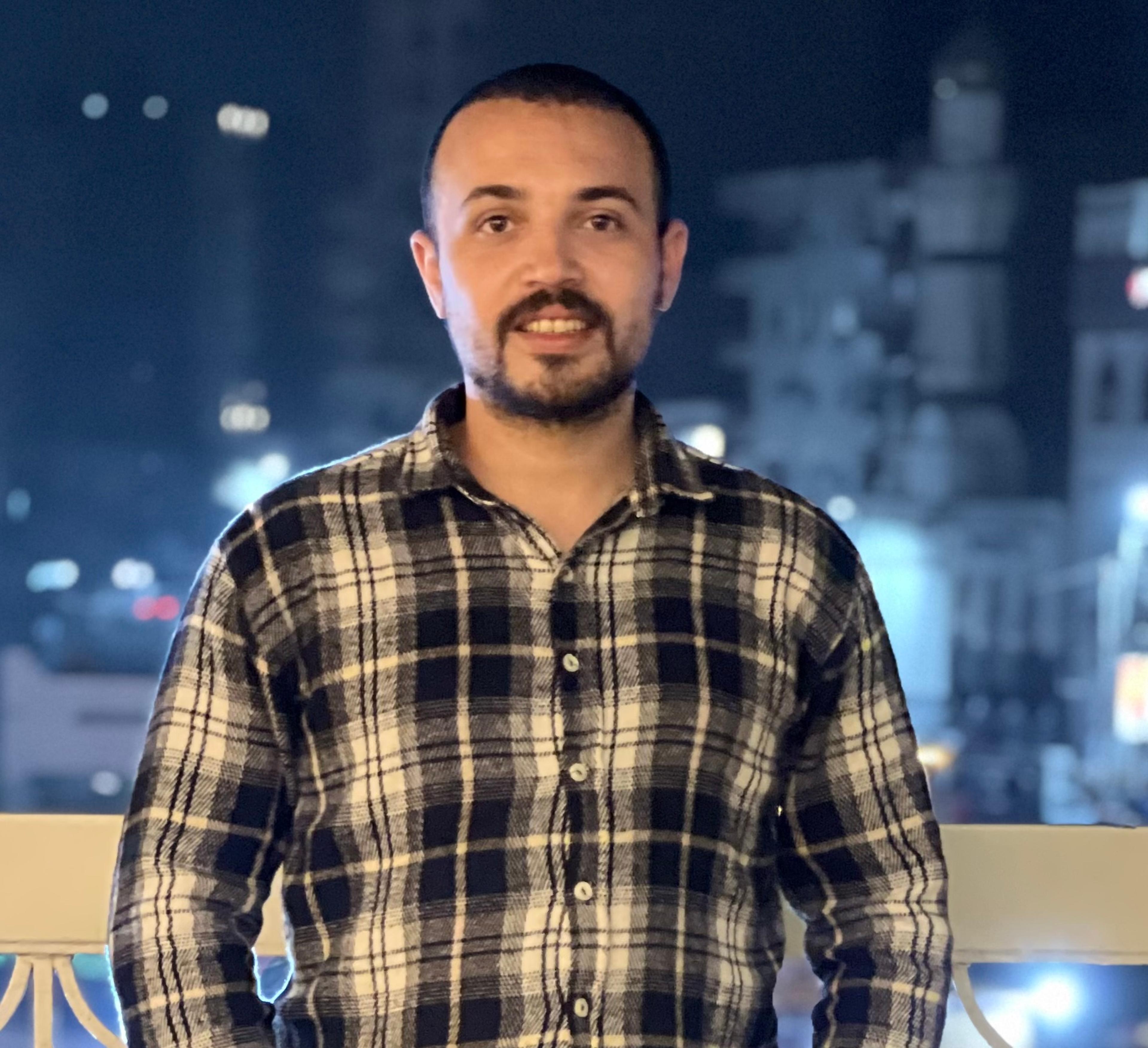 محمد لطفى