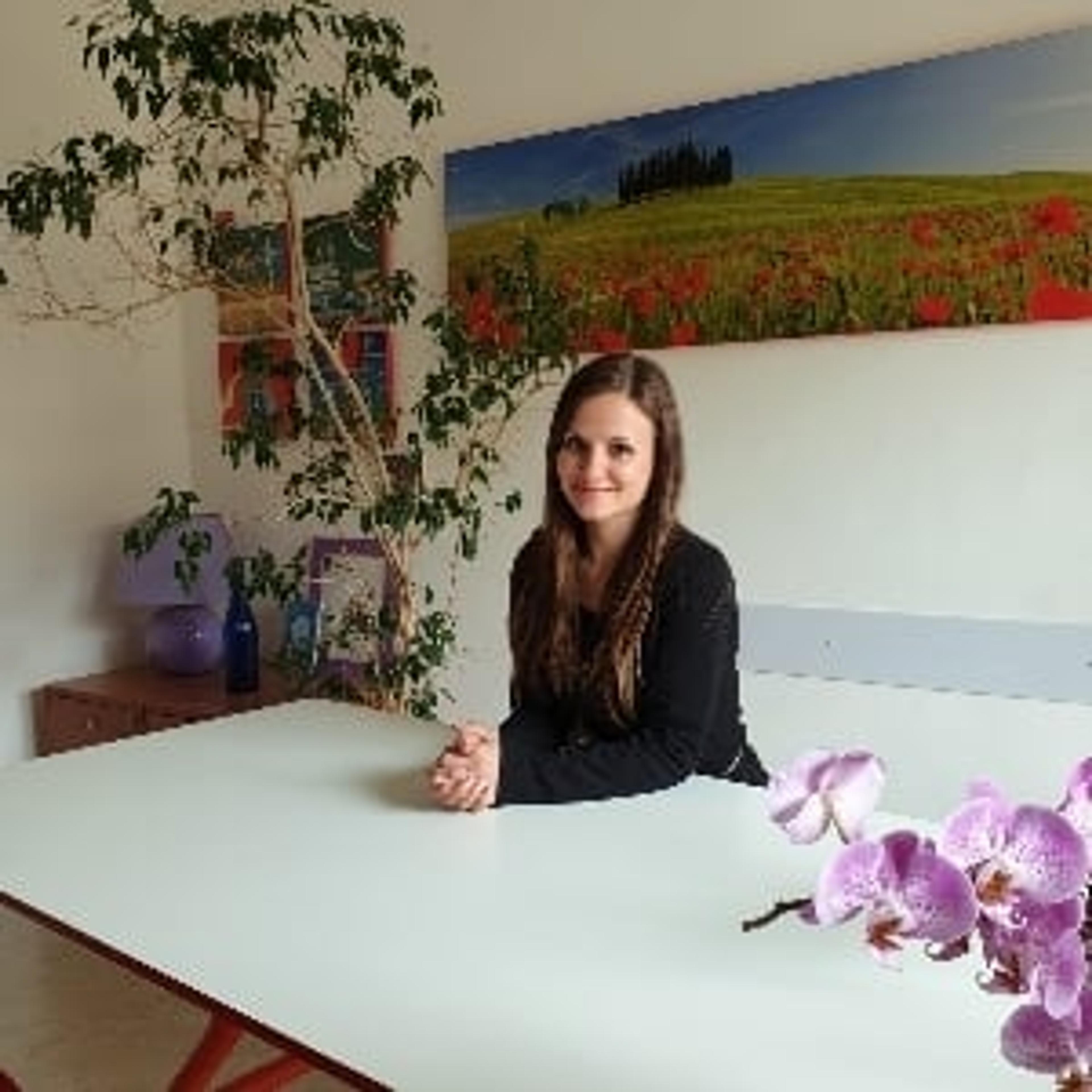 Dott.ssa SARA APPOLONI psicologa, psicoterapeuta cognitivo-comportamentale, mediatrice familiare