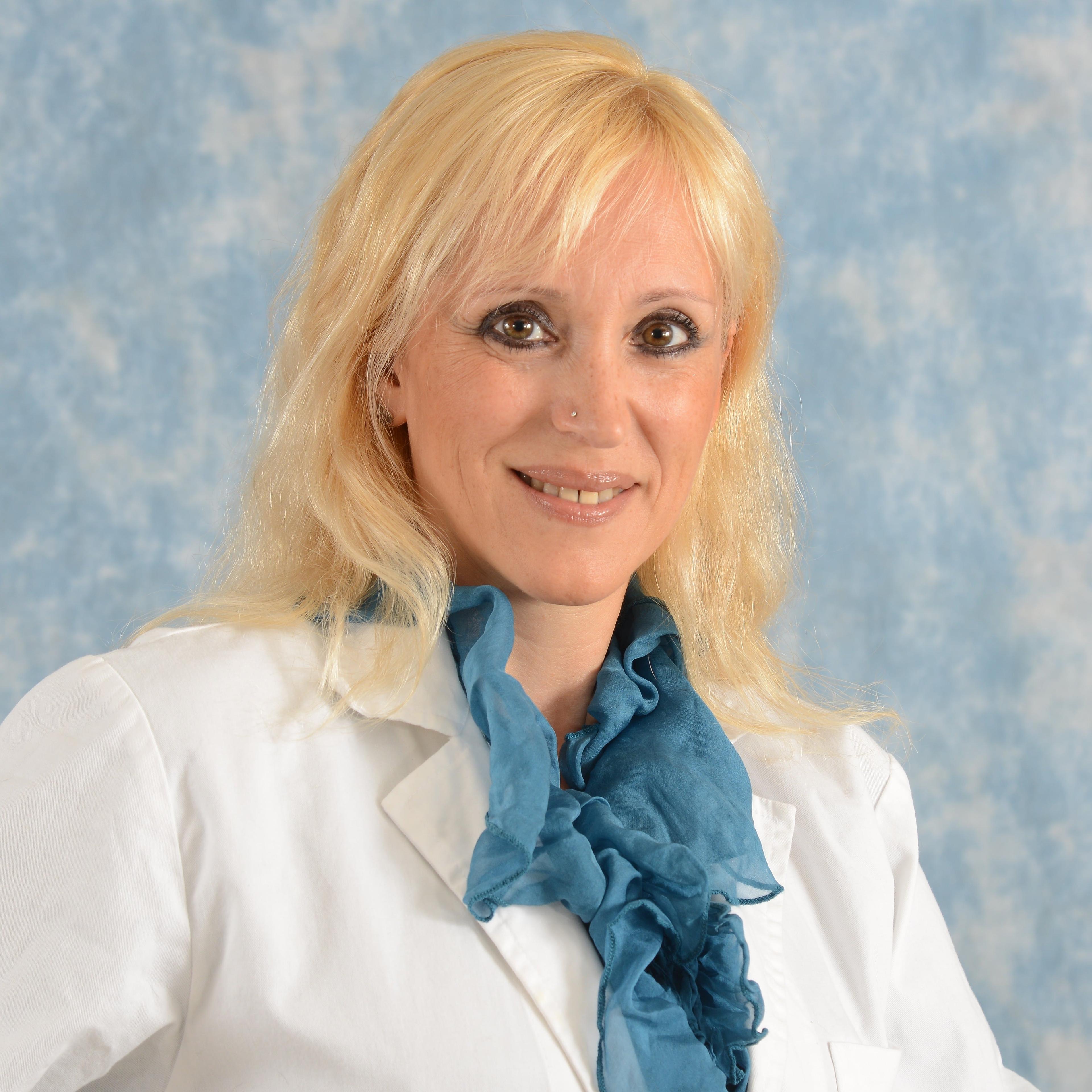 Dottoressa Ilaria Basile Biologa Nutrizionista