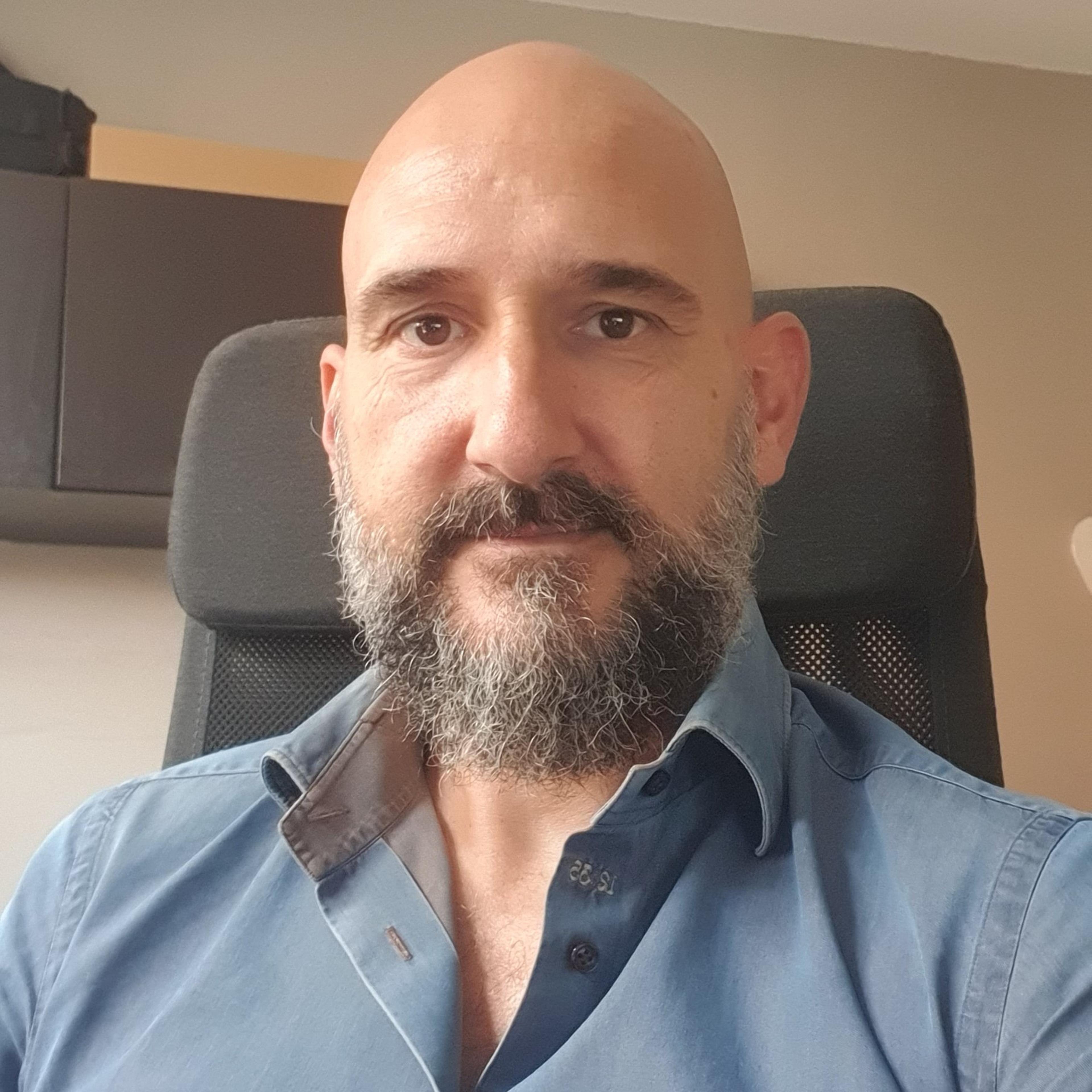 Assicuratore