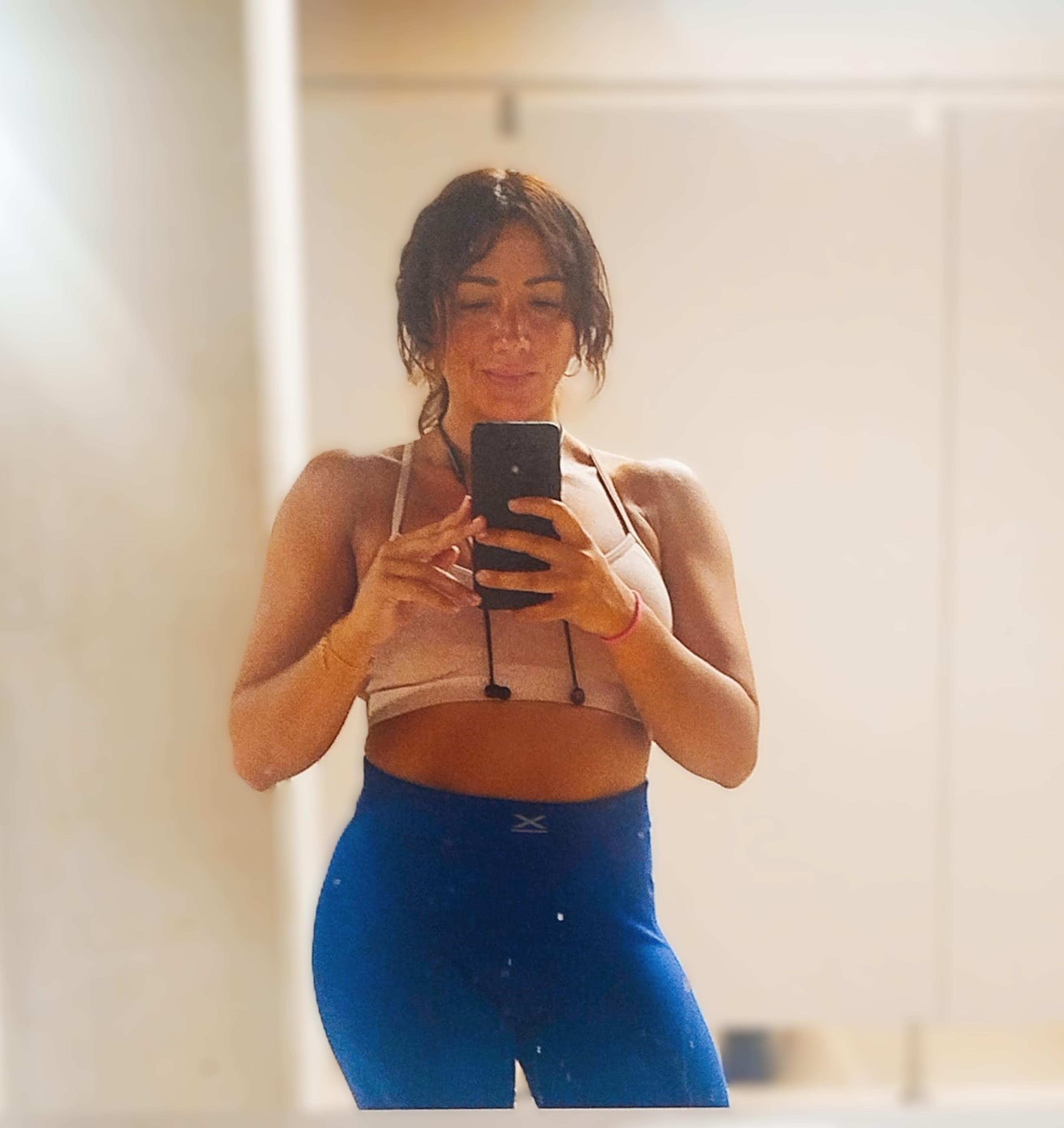 VICKY FERNANDEZ