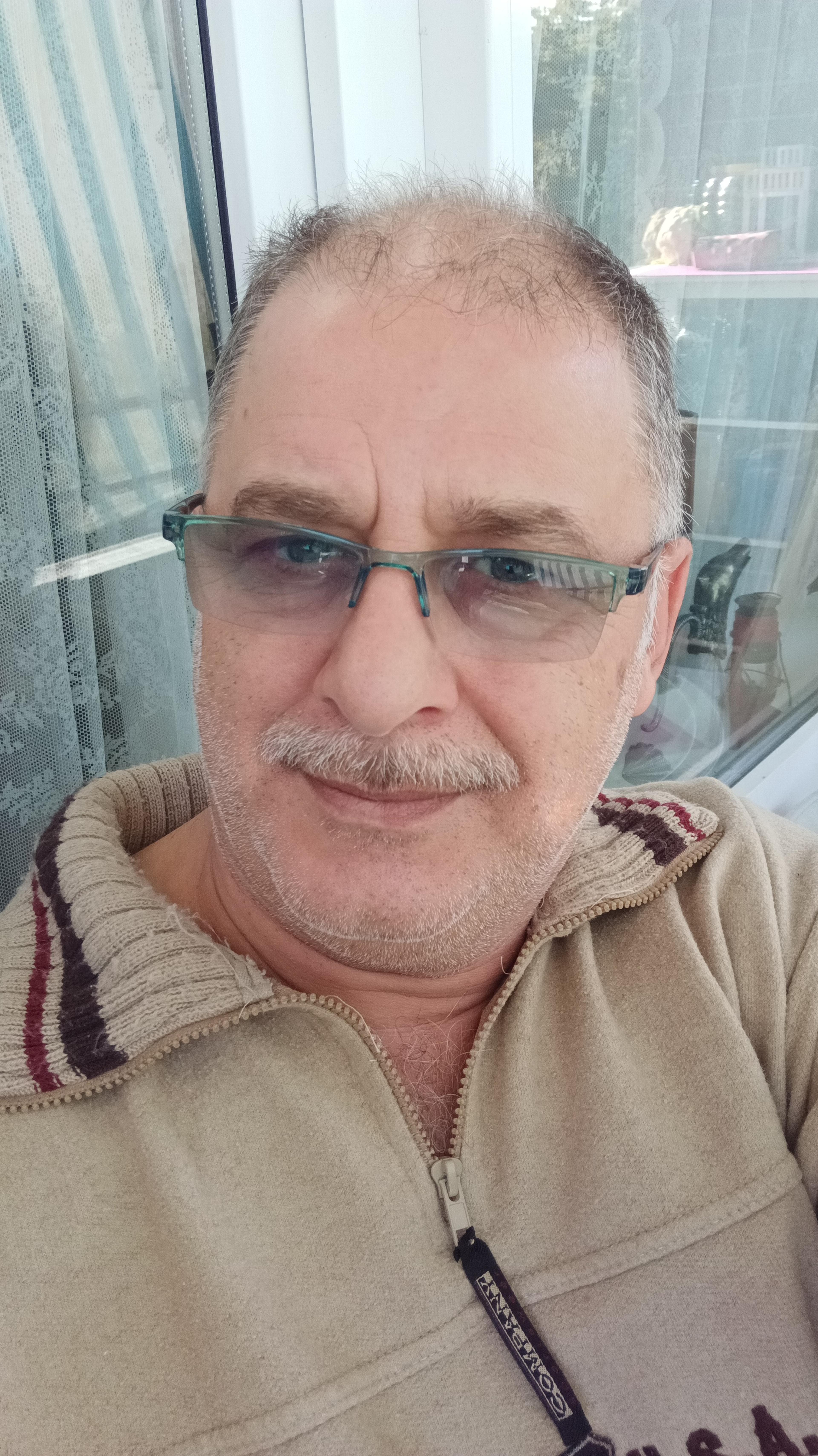 Yüksel Kasret