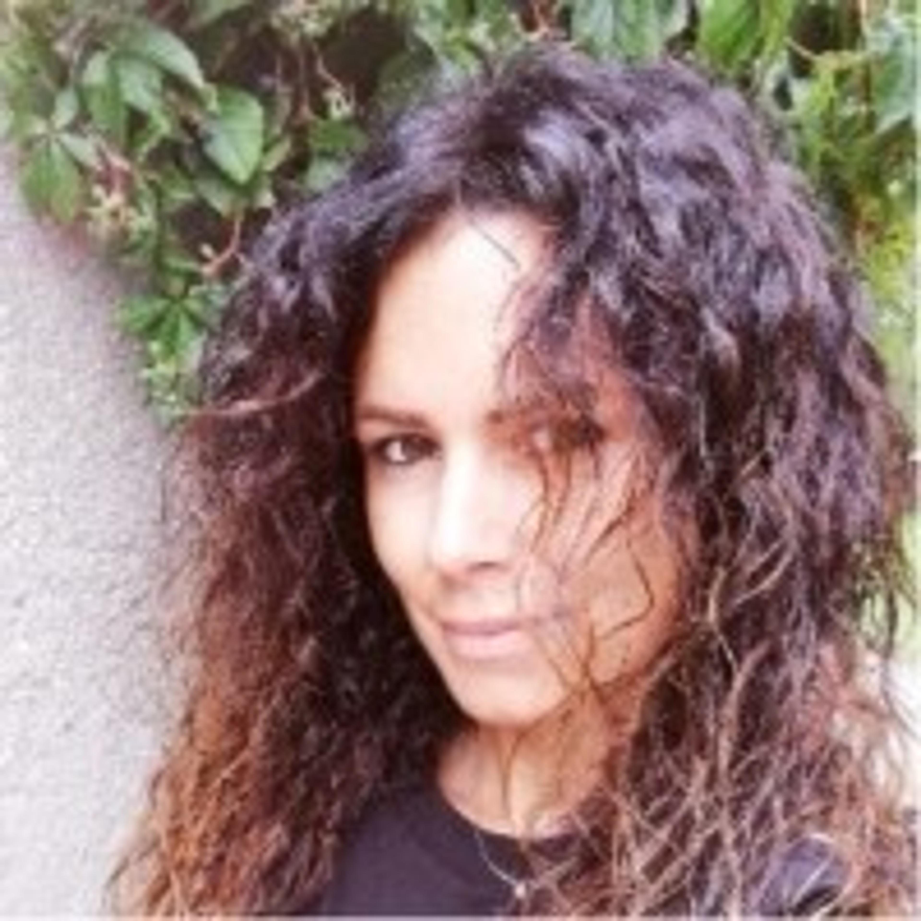 Laura Savini