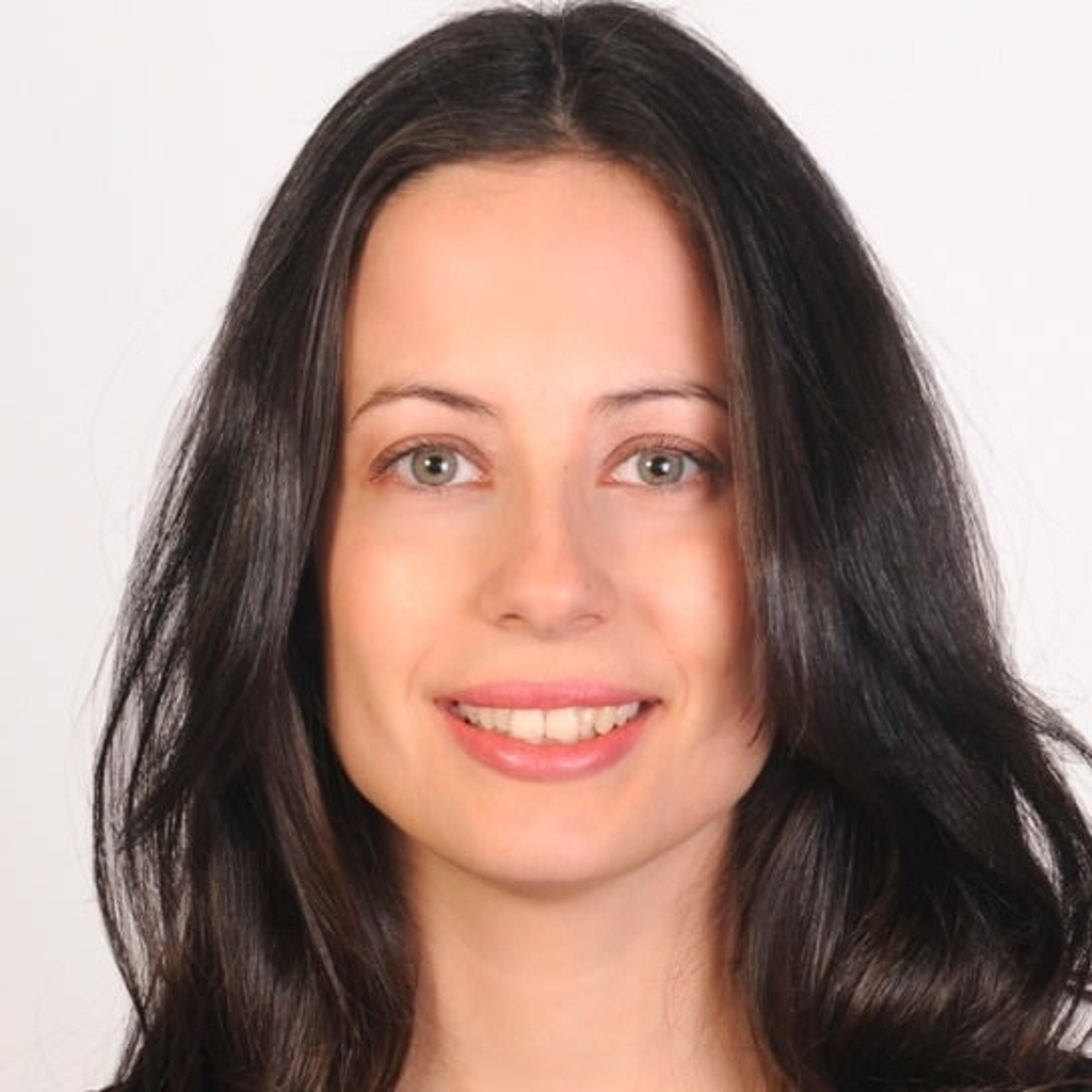 ANNA GIL