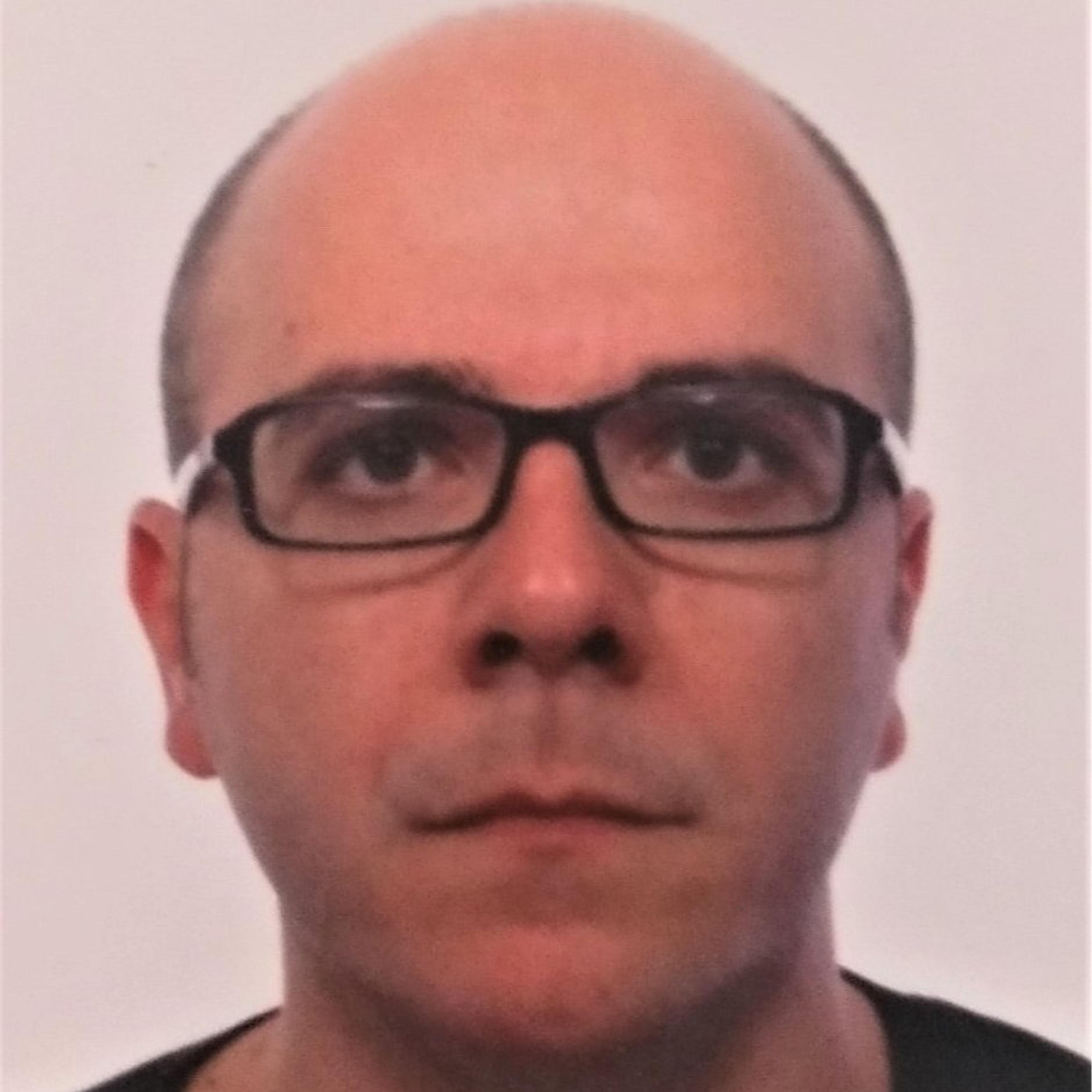 ROBERTO MILA