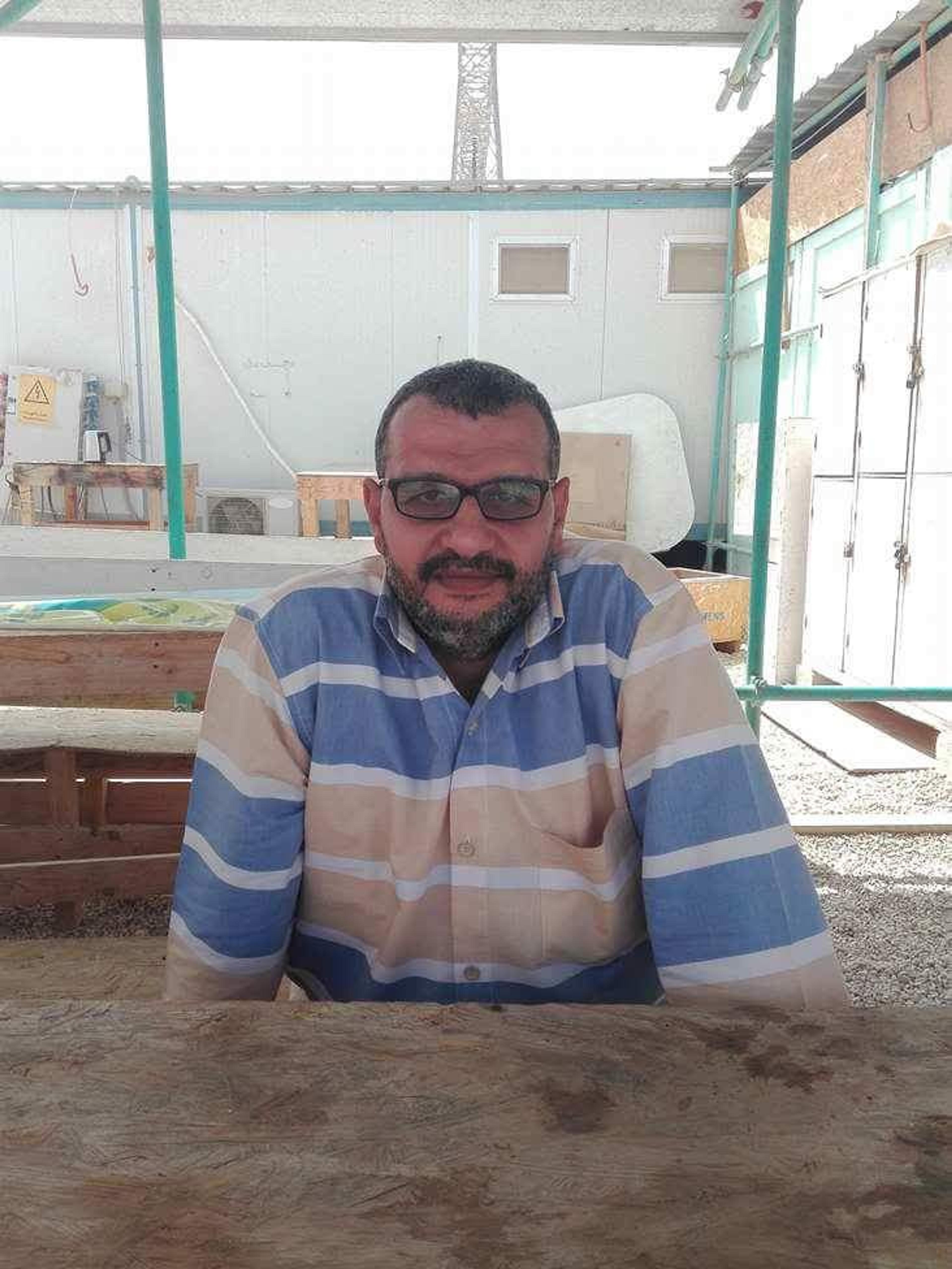 طه هاشم لأعمال الديكور والنجار