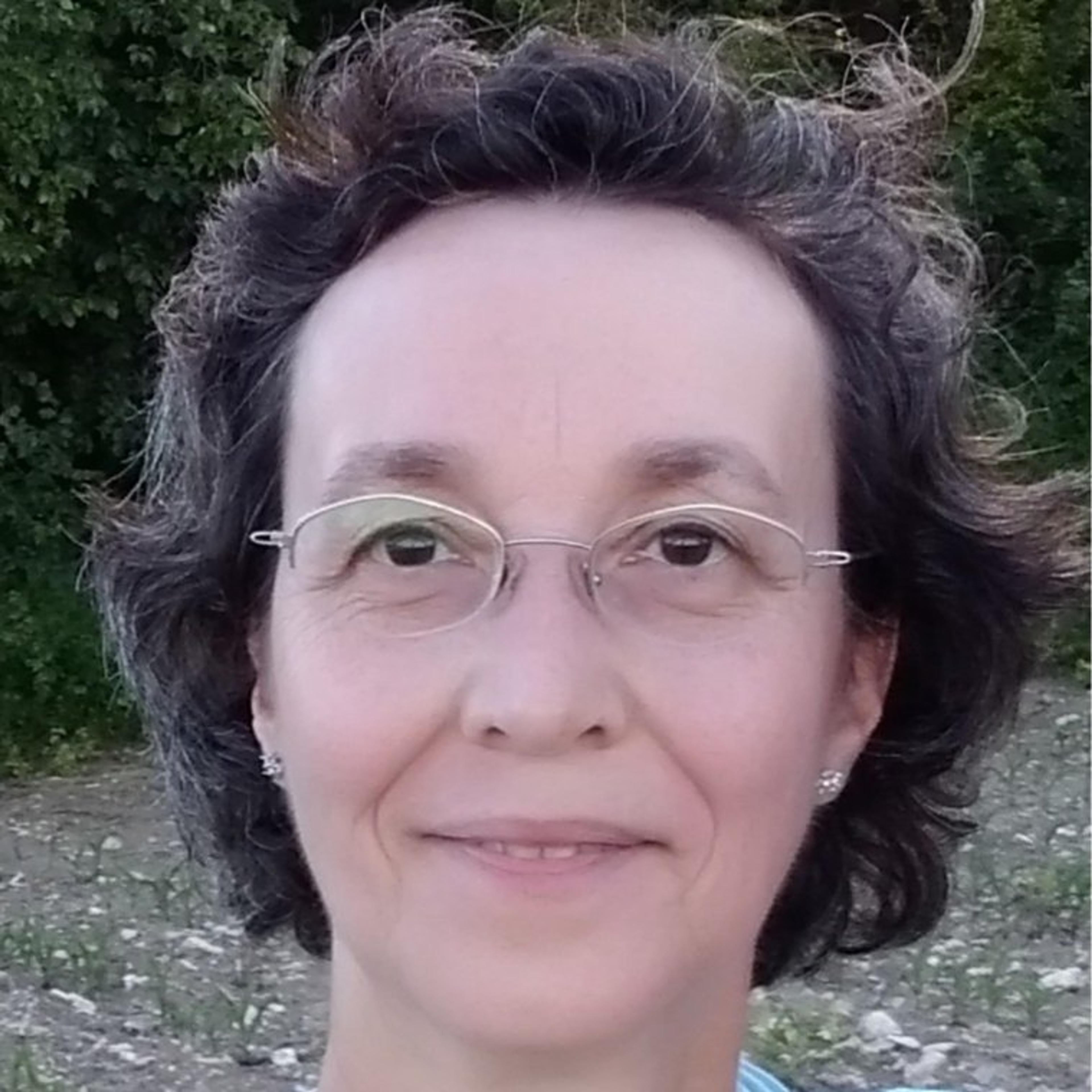 Carmen López-Manterola González de Mendoza