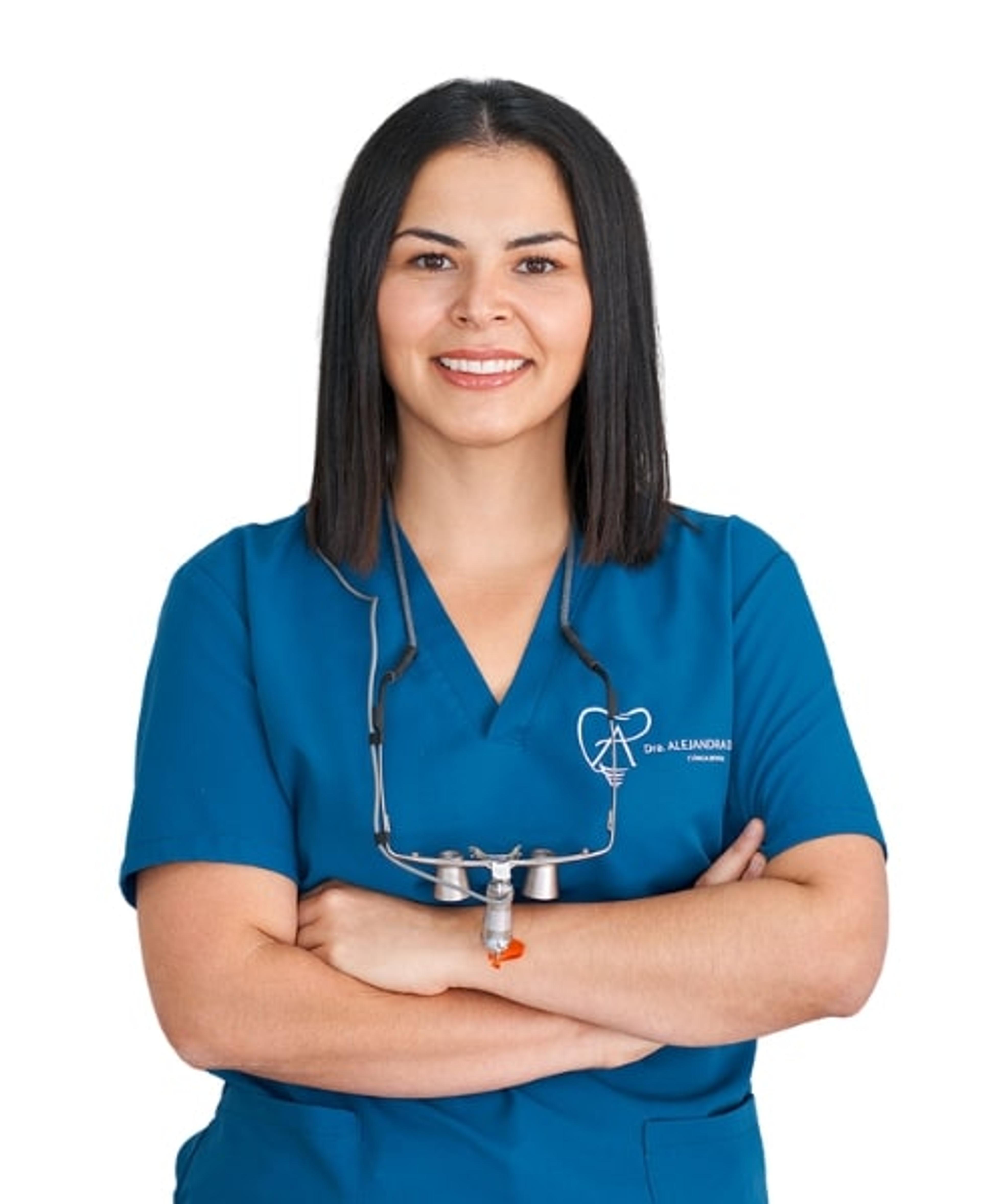 Alejandra de León Clínica Dental