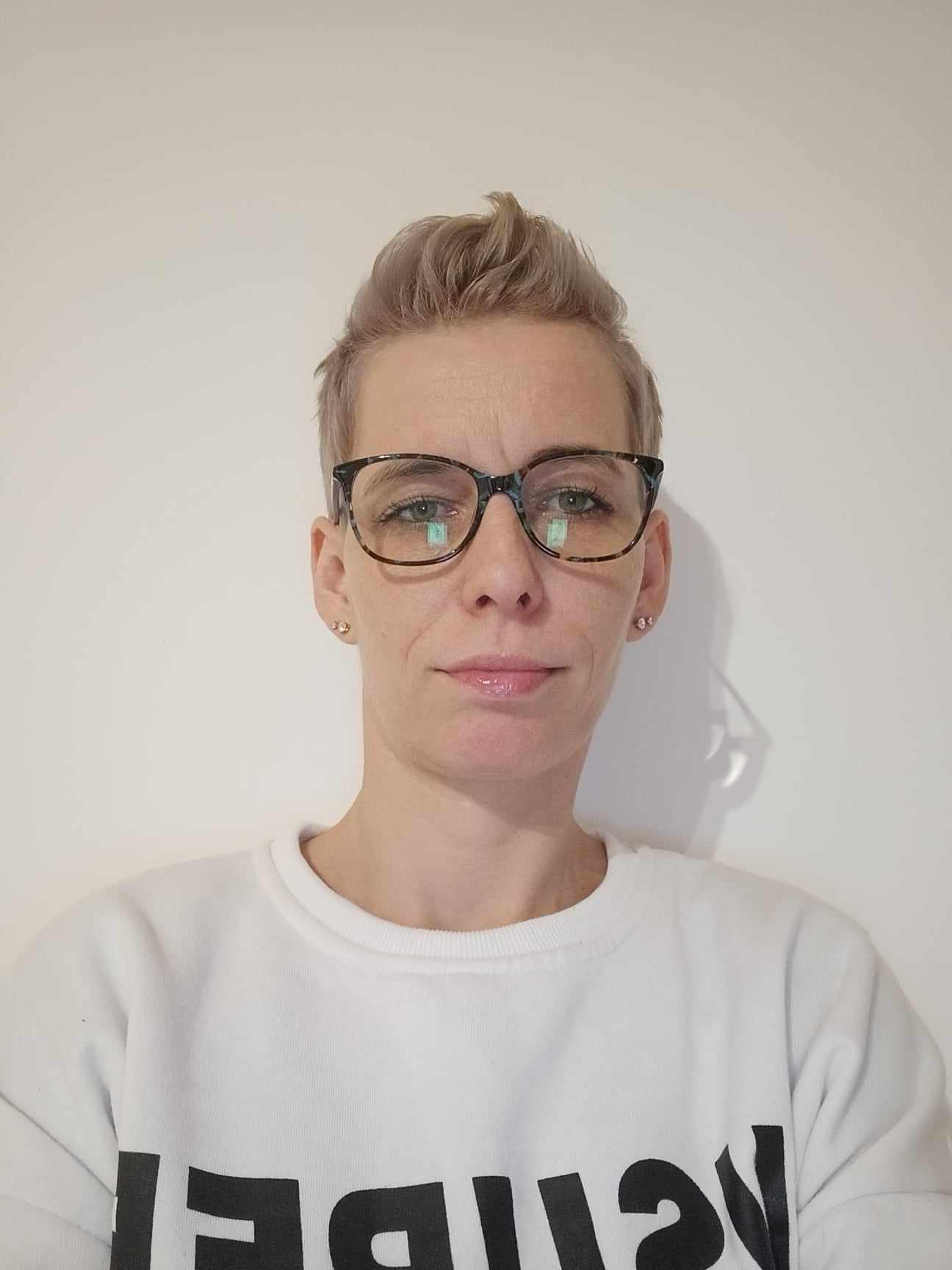 SZECÓWKA WERONIKA