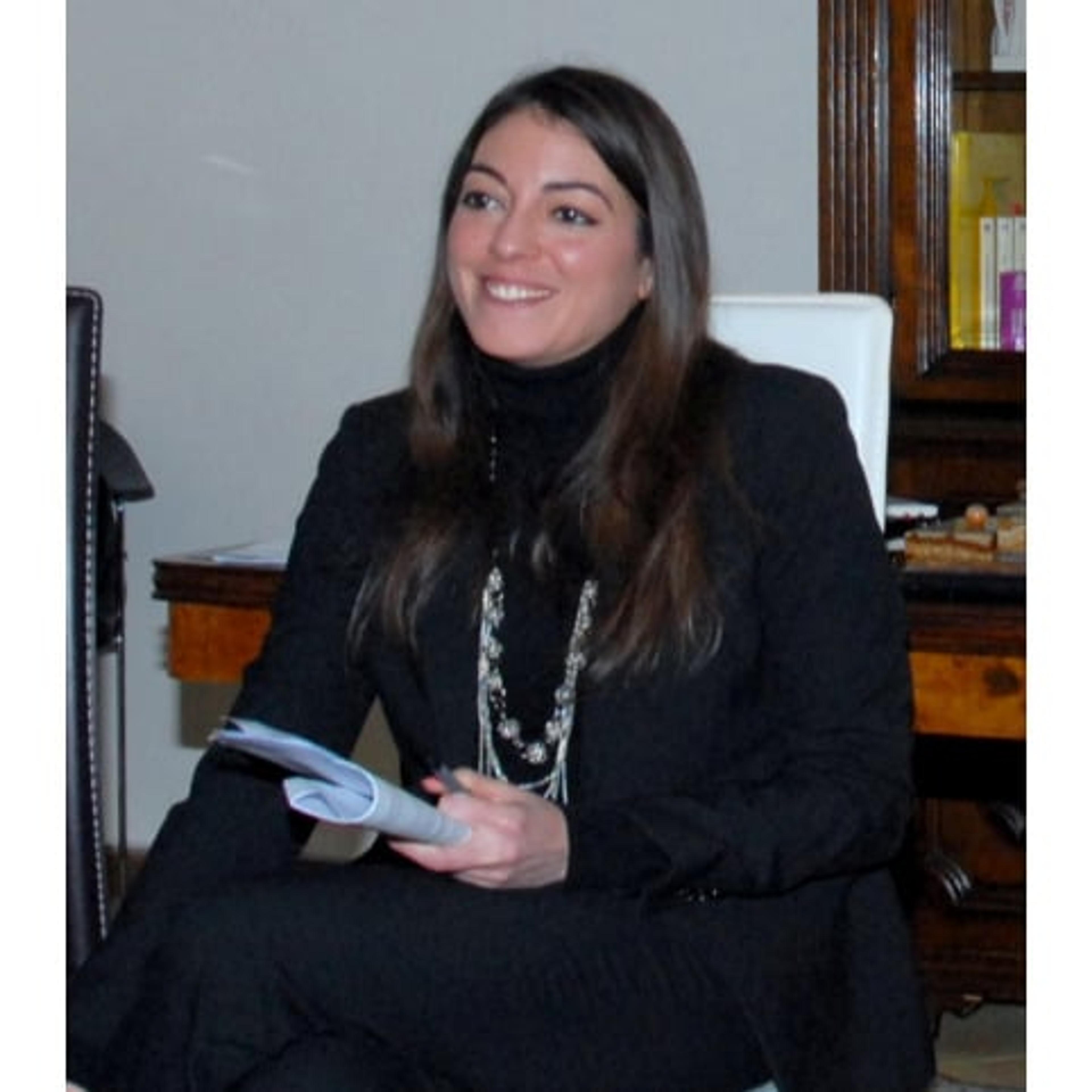 Dottoressa Rossana Teresa Crudele psicologo-psicoterapeuta ipnoterapeuta Esperto in psicotrauma