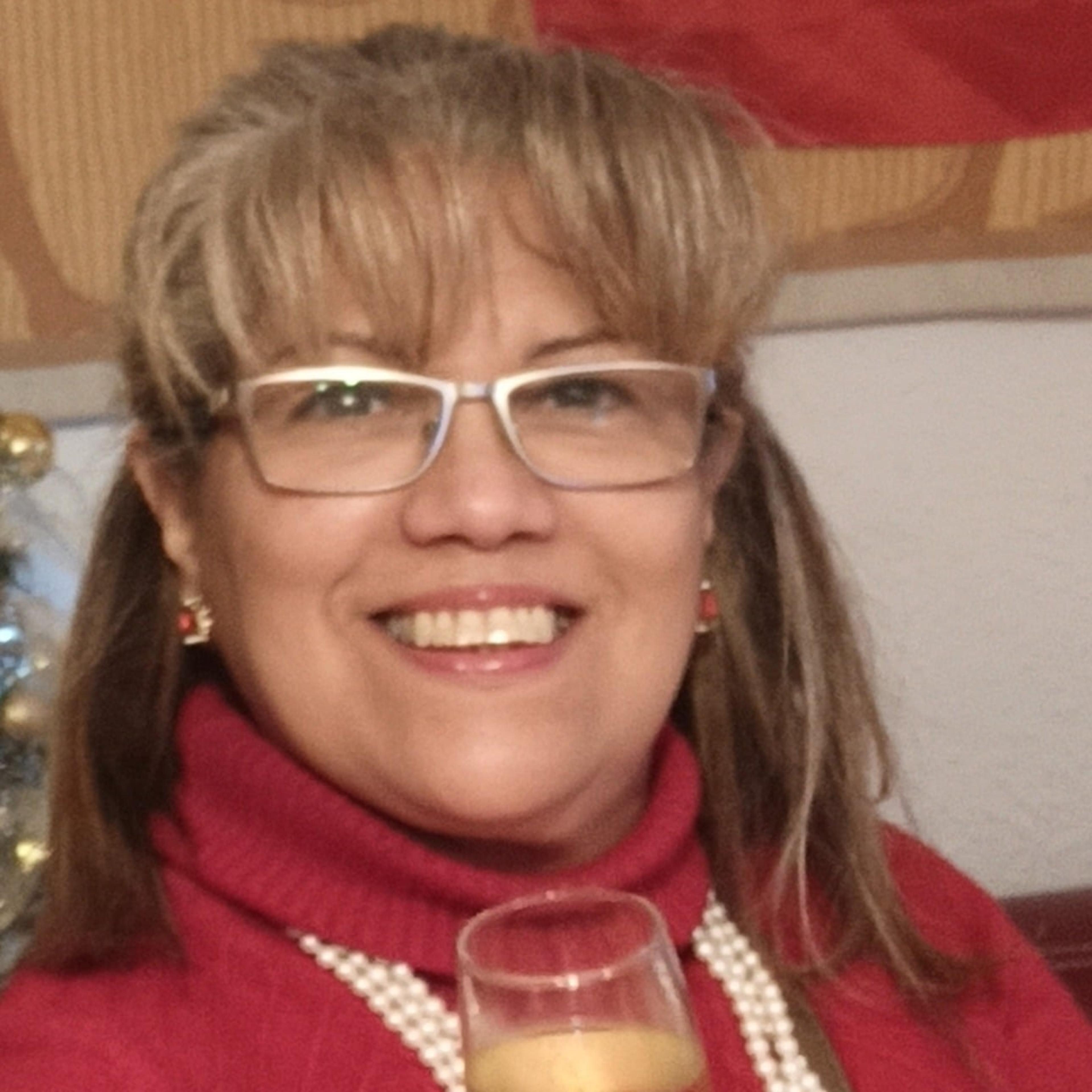 Carmen Aymerich