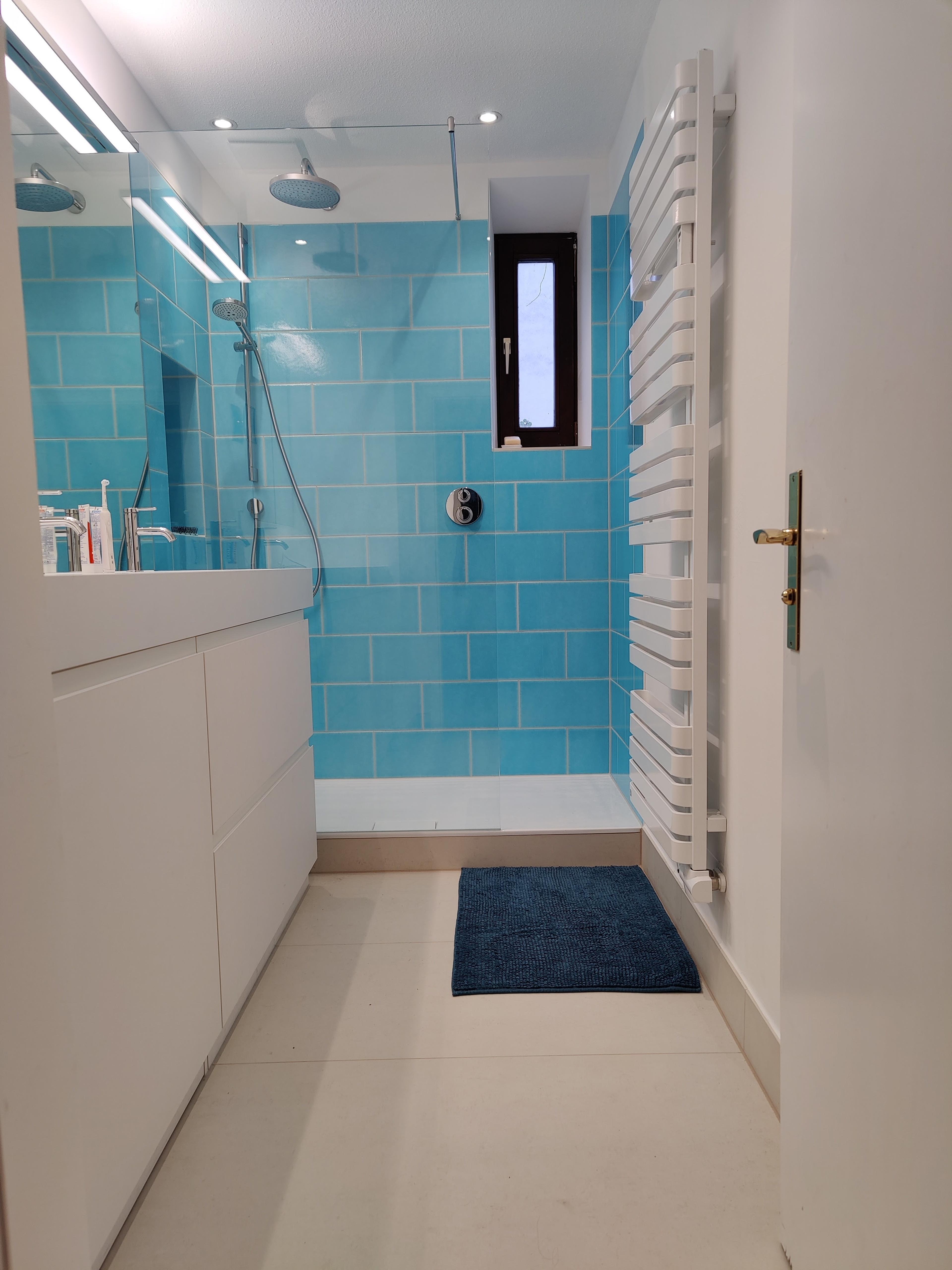 SC. Z-BAU BATHROOMS S.R.L.