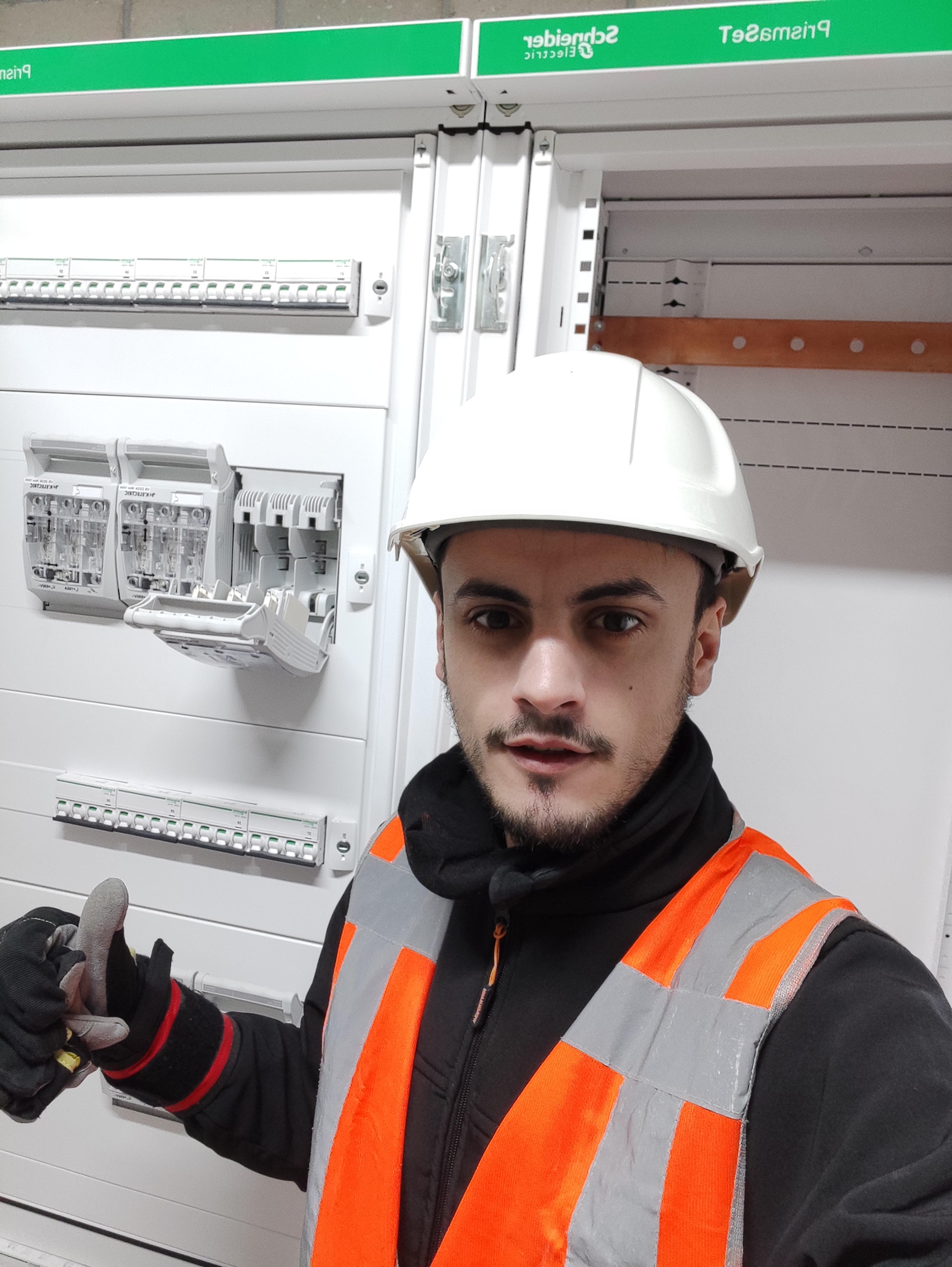 ElectroLive Currents Srl