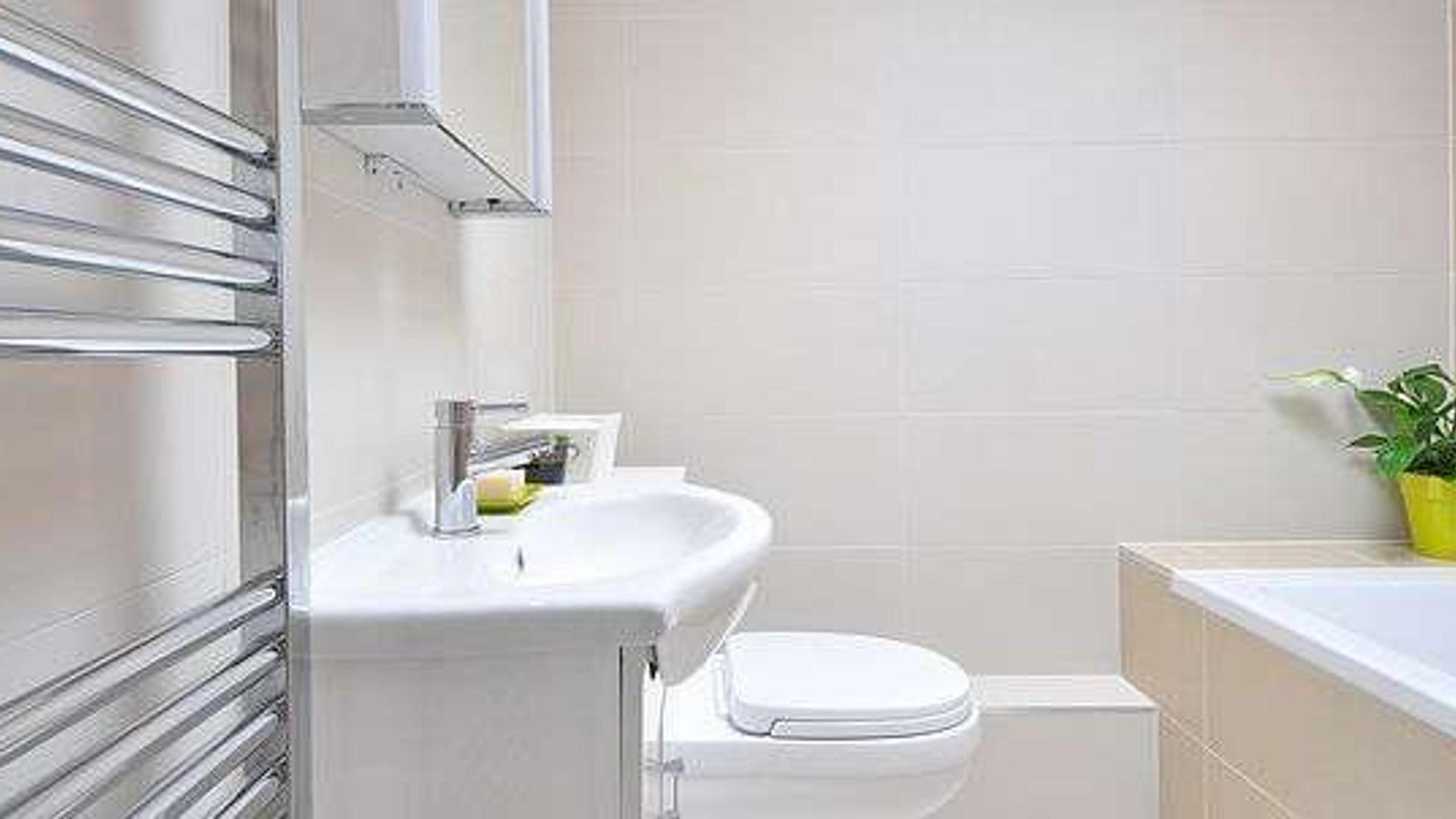 5604 Ditte Ristrutturazione Bagno pronti per te.