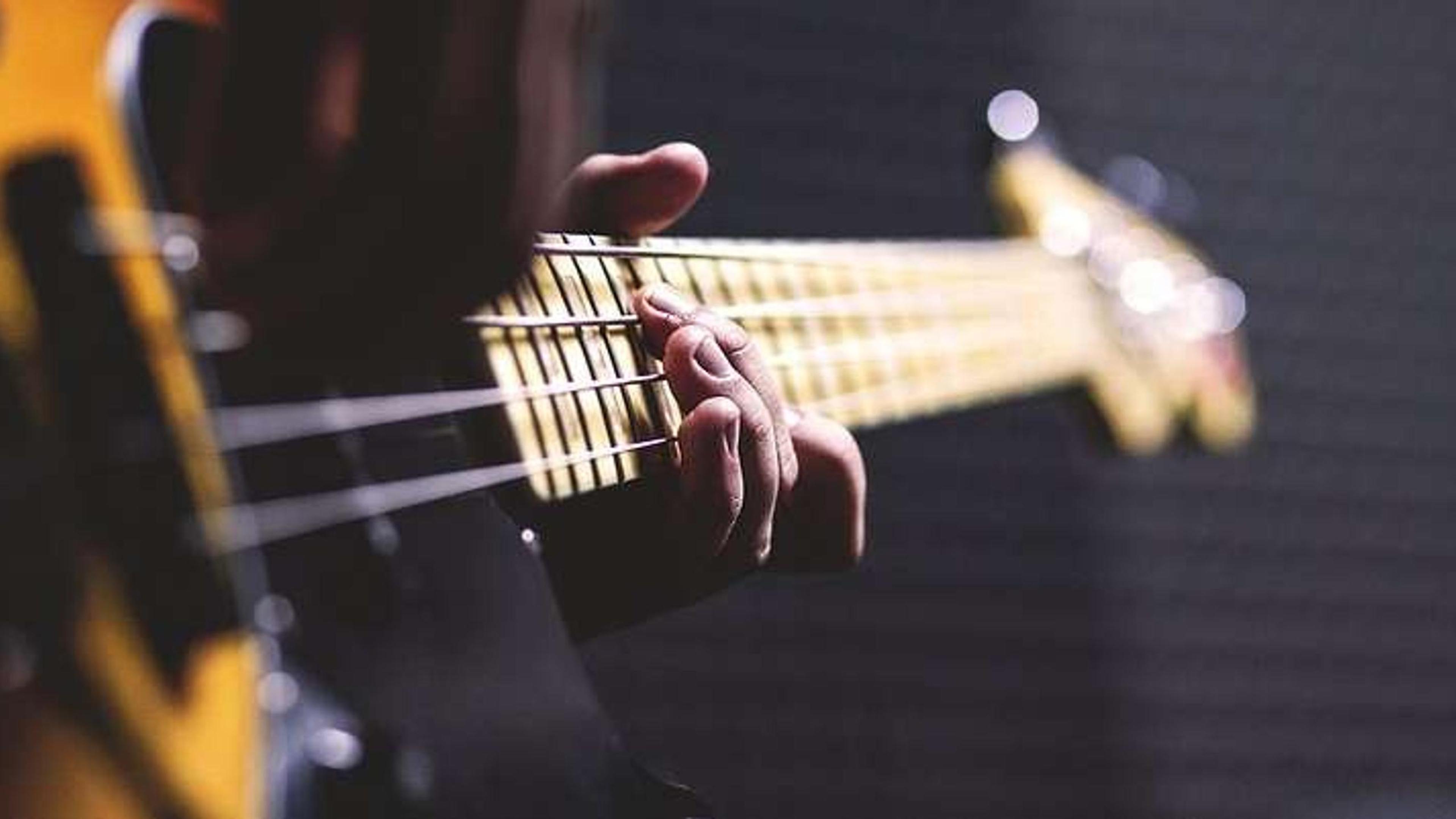 562 Insegnanti Basso pronti per te.