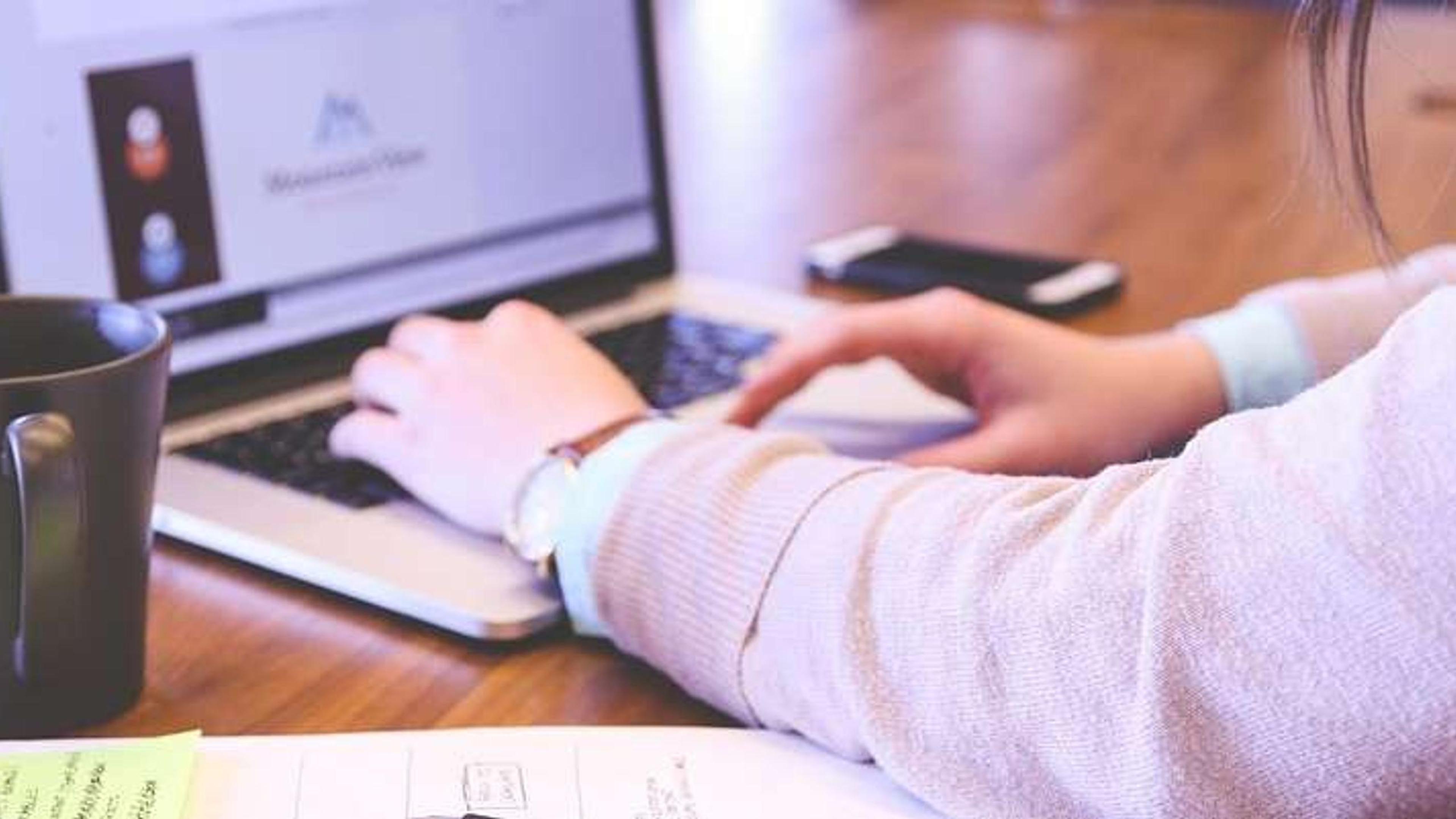 839 Webmasters pronti per te.