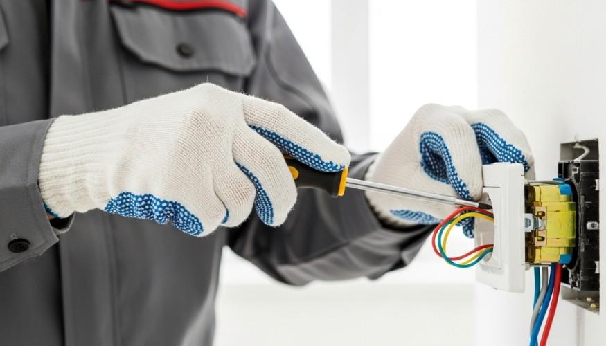 Sostituzione Presa Elettrica