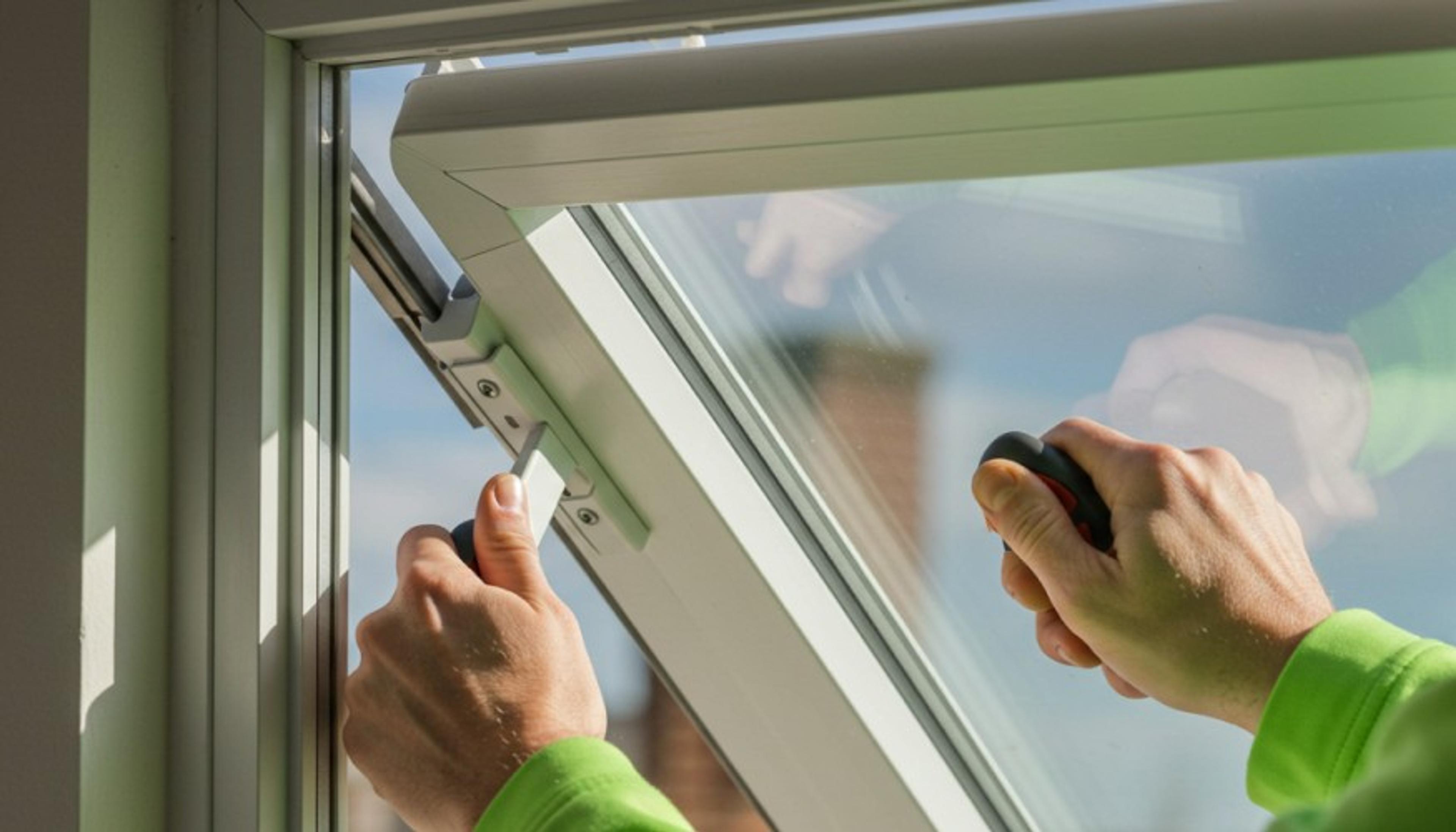 Pimapen Pencereyi Üstten Açılır Yapma