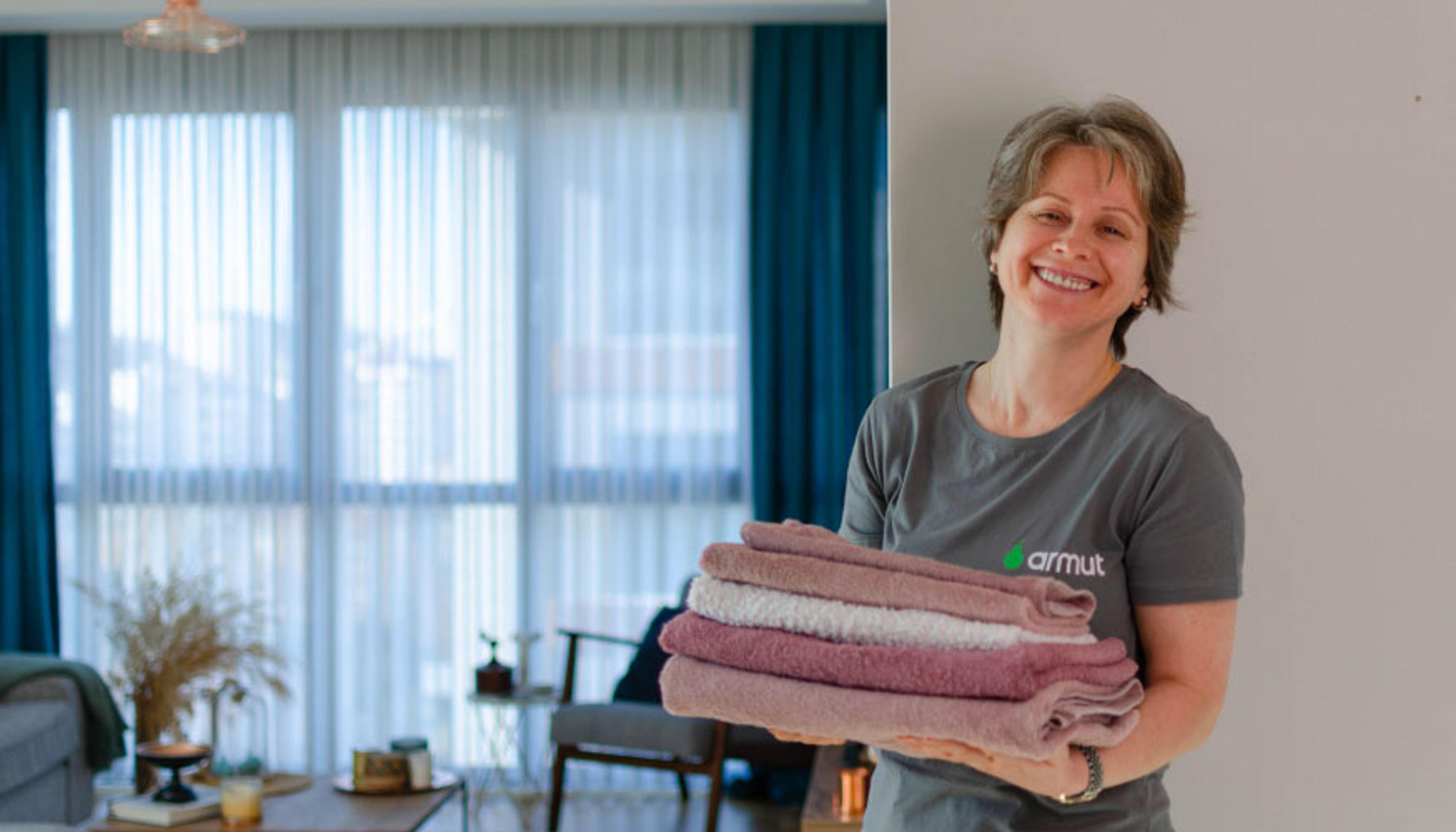 711 Günlük Yardımcı Eleman hazır.