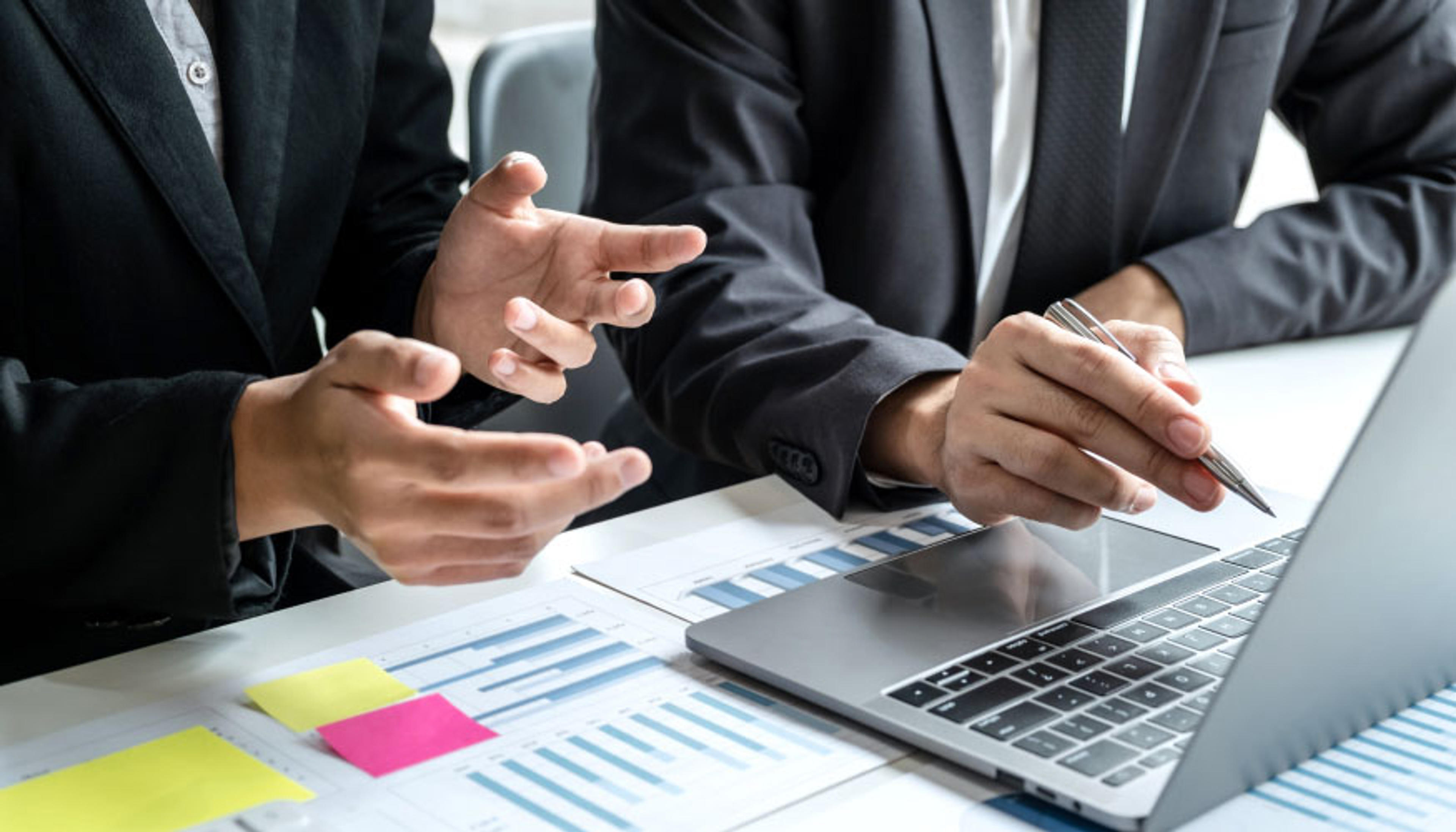 1122 E Ticaret Danışmanı hazır.