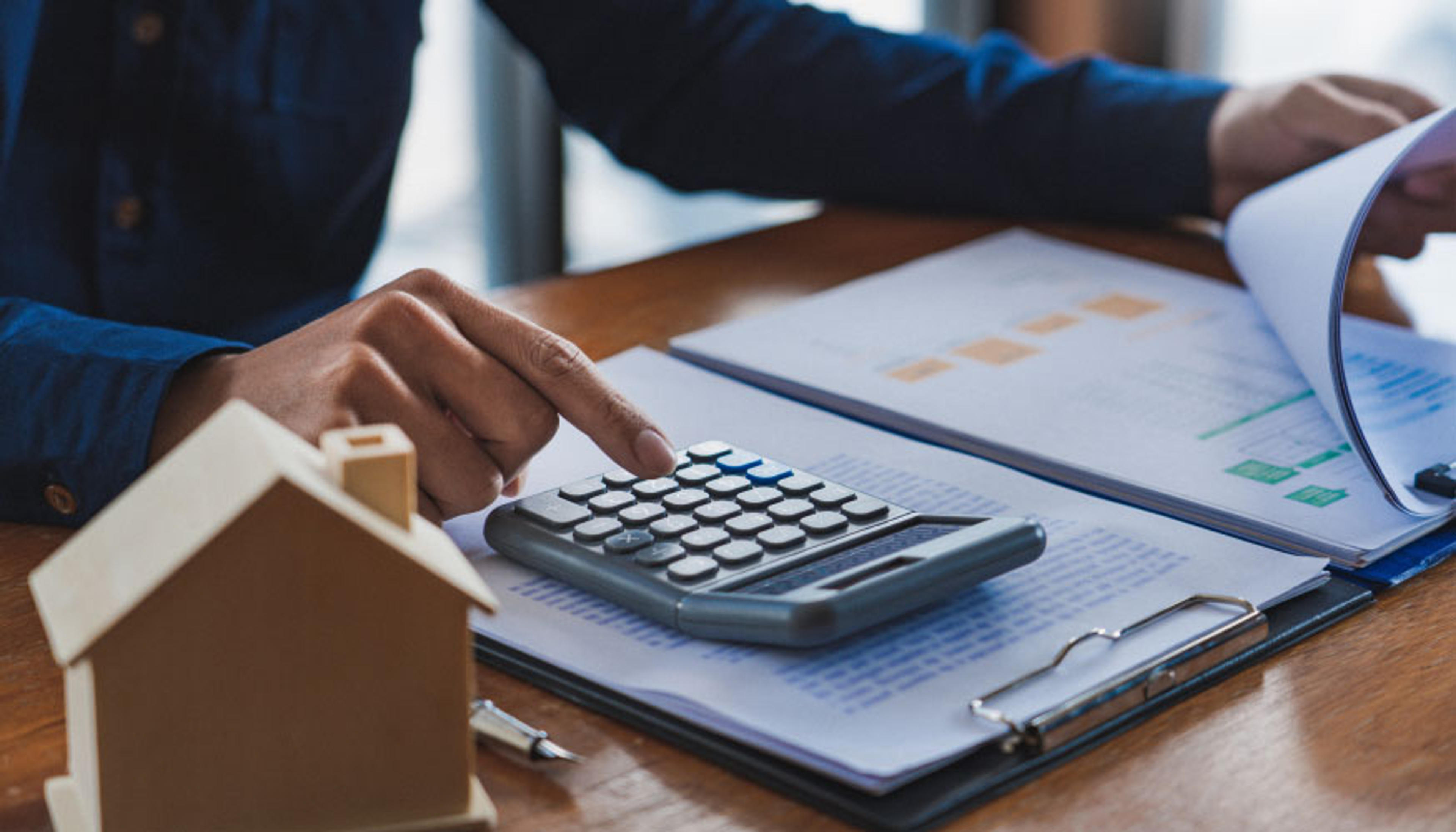 726 Gayrimenkul Değerleme Uzmanı hazır.