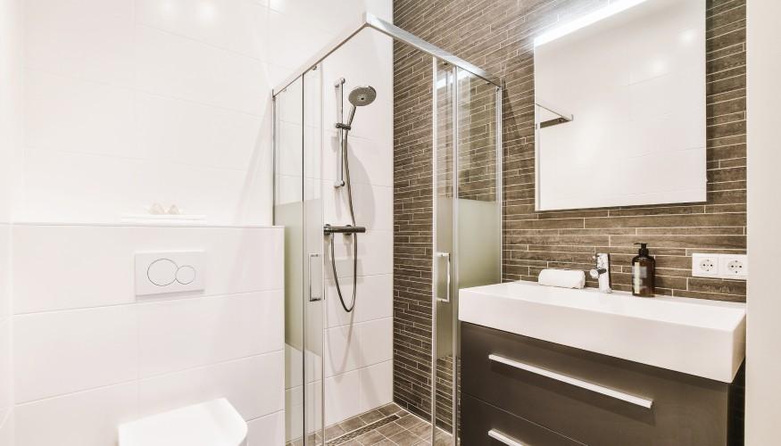 Duşakabin Su Sızdırıyor