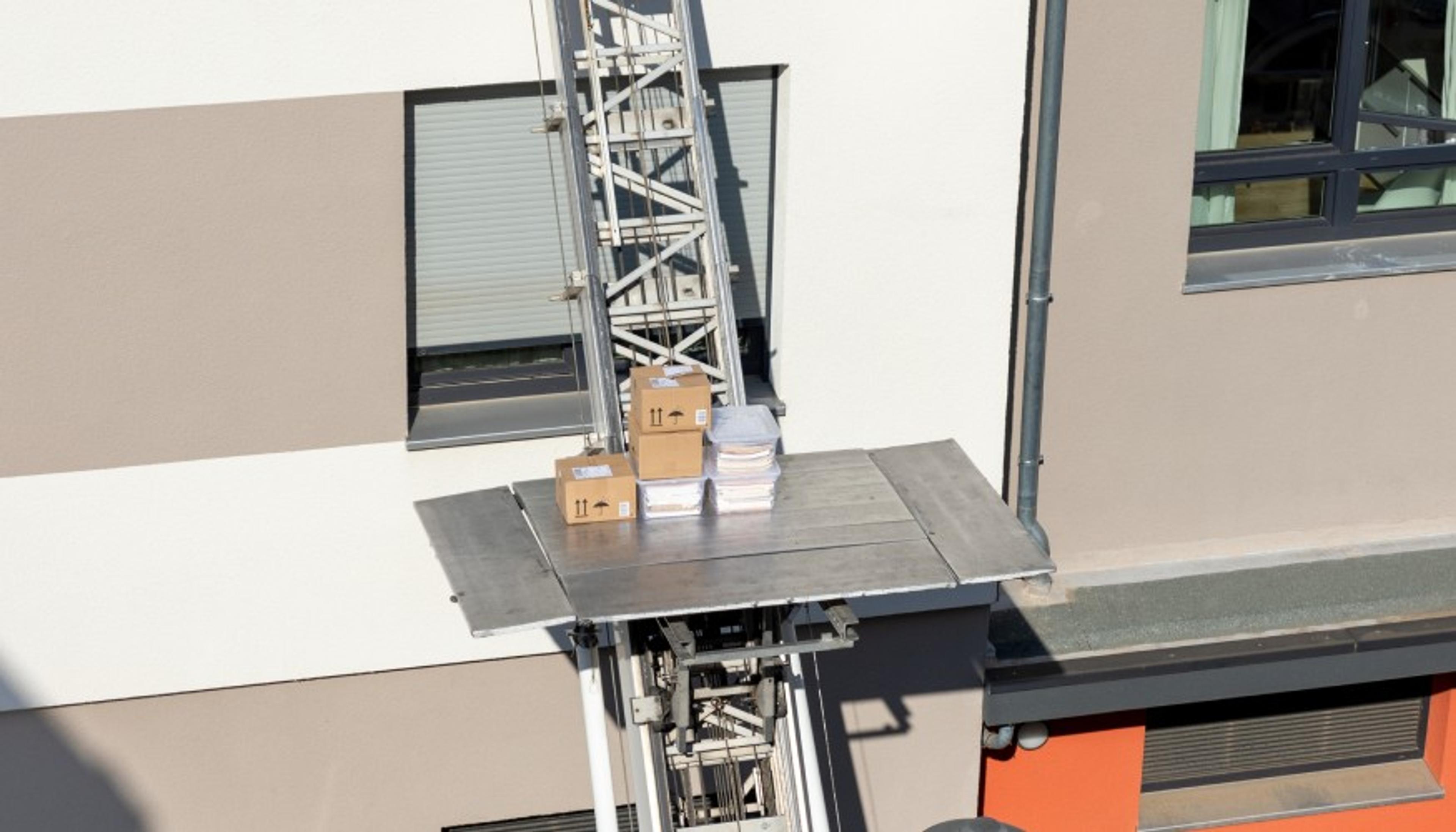 552 Asansör Kiralama Firması hazır.