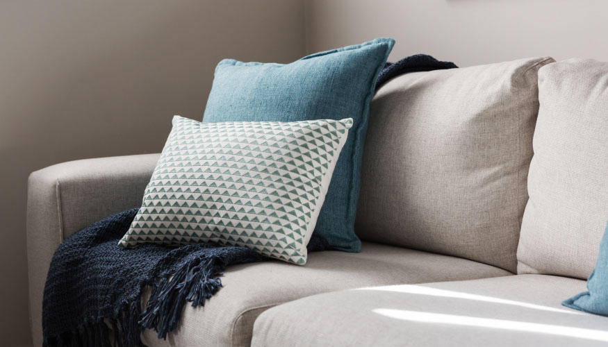 Koltuk Örtüsü Dikimi