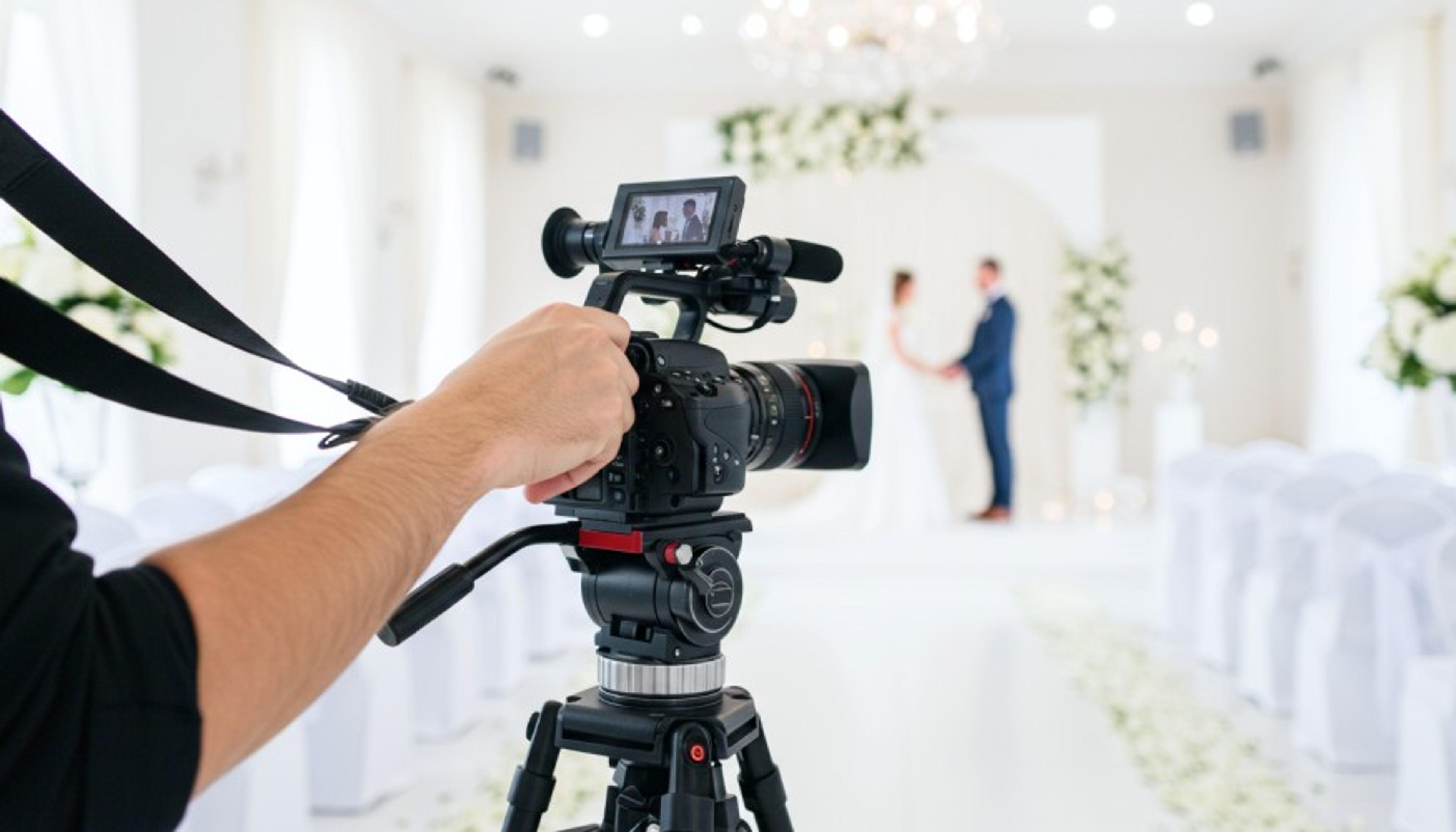 718 Videografos de Boda listos para ti.