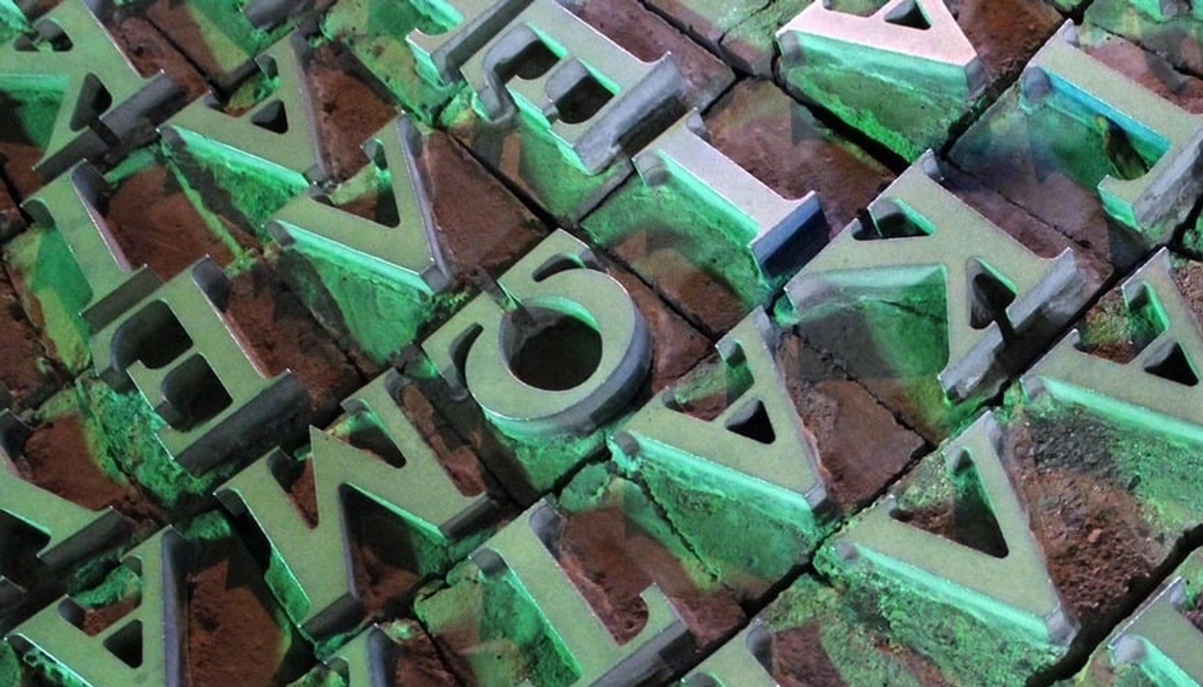 213 Yunanca Özel Ders Öğretmeni hazır.