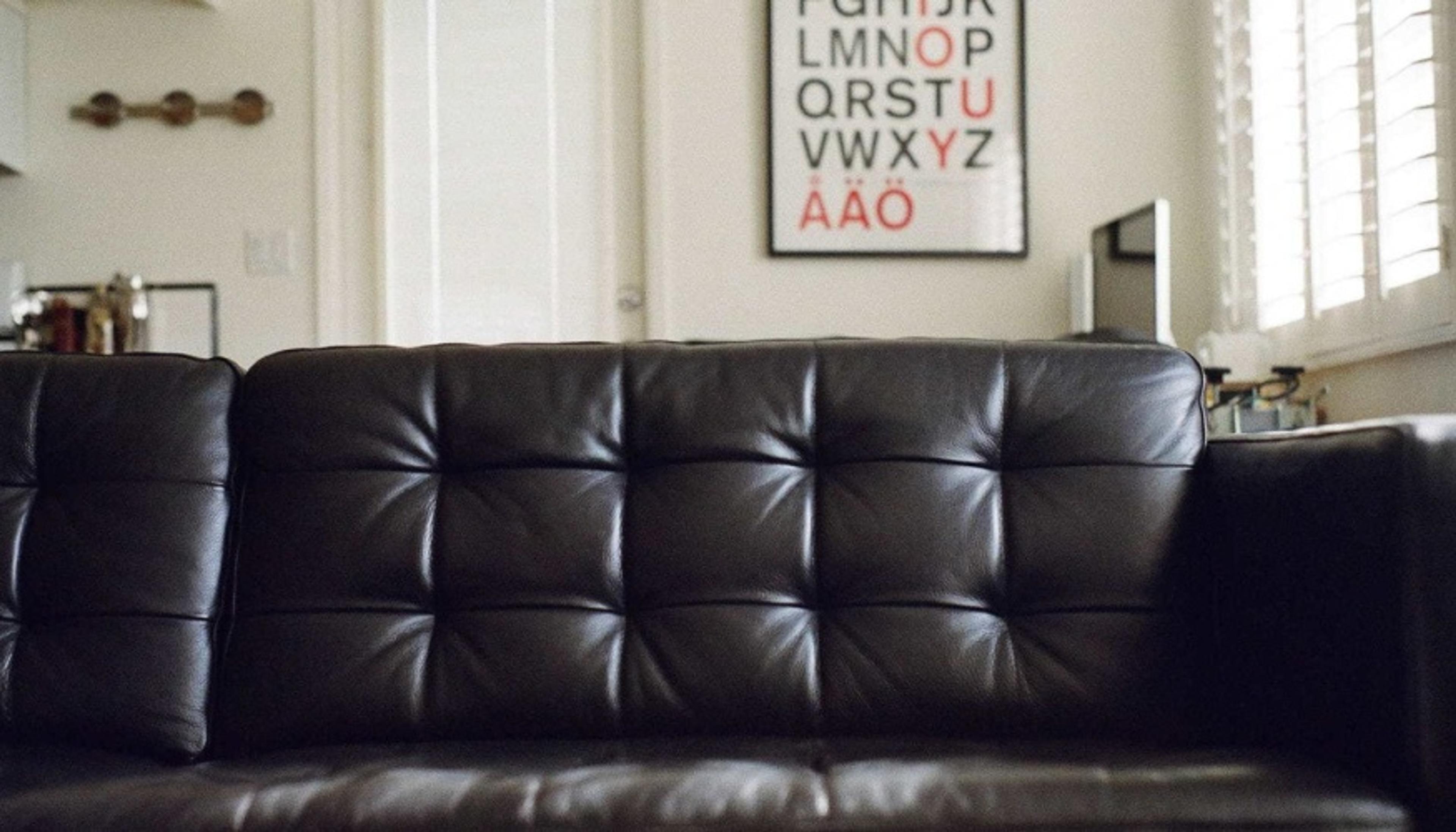 Riparazione Divani in Pelle