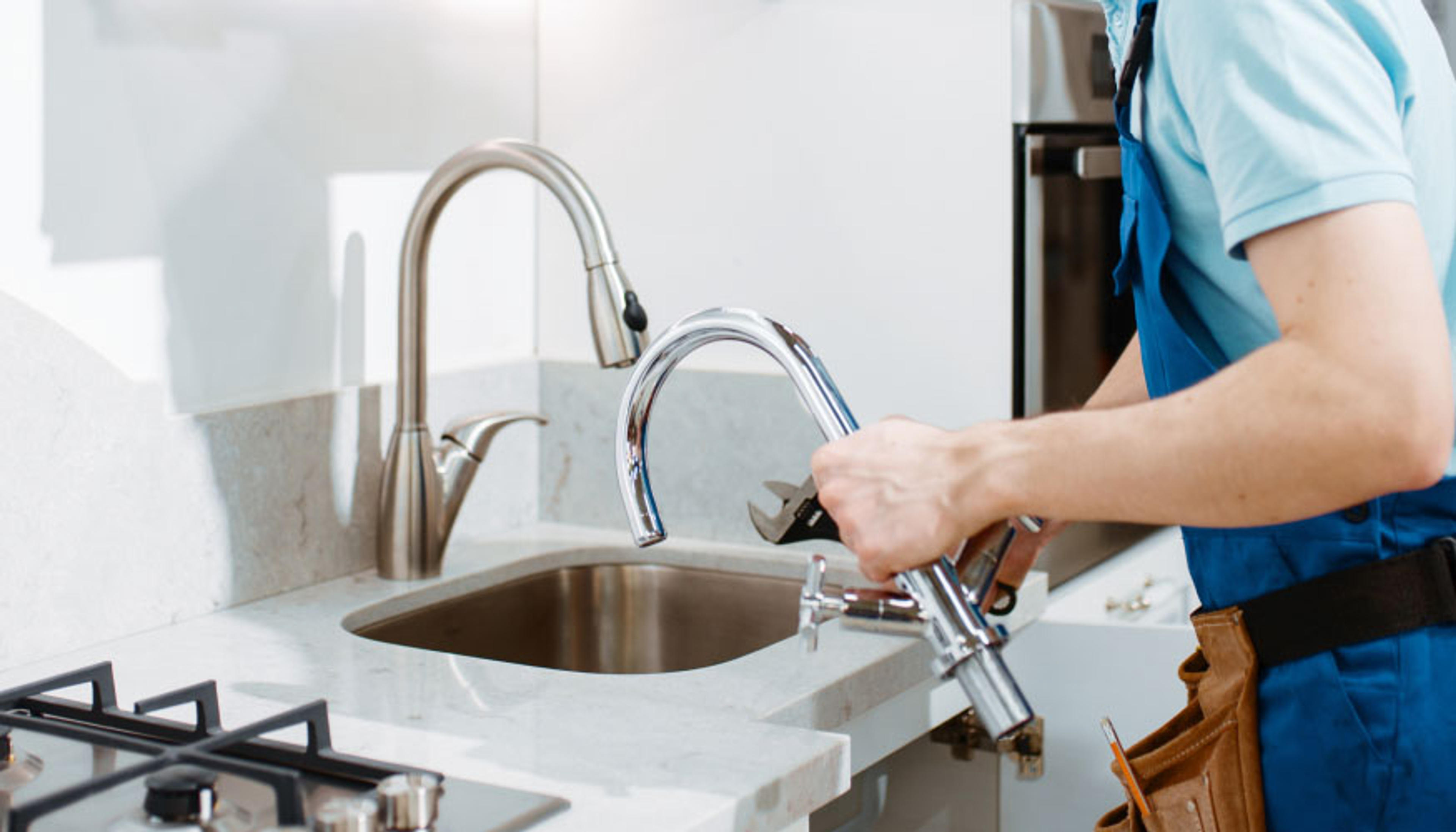 7001 Musluk Tamircisi hazır.